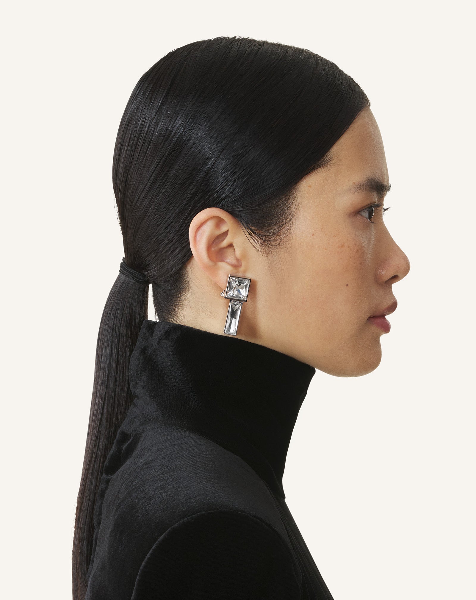 BOUCLES D'OREILLES RYTHMIQUE ASYMÉTRIQUES