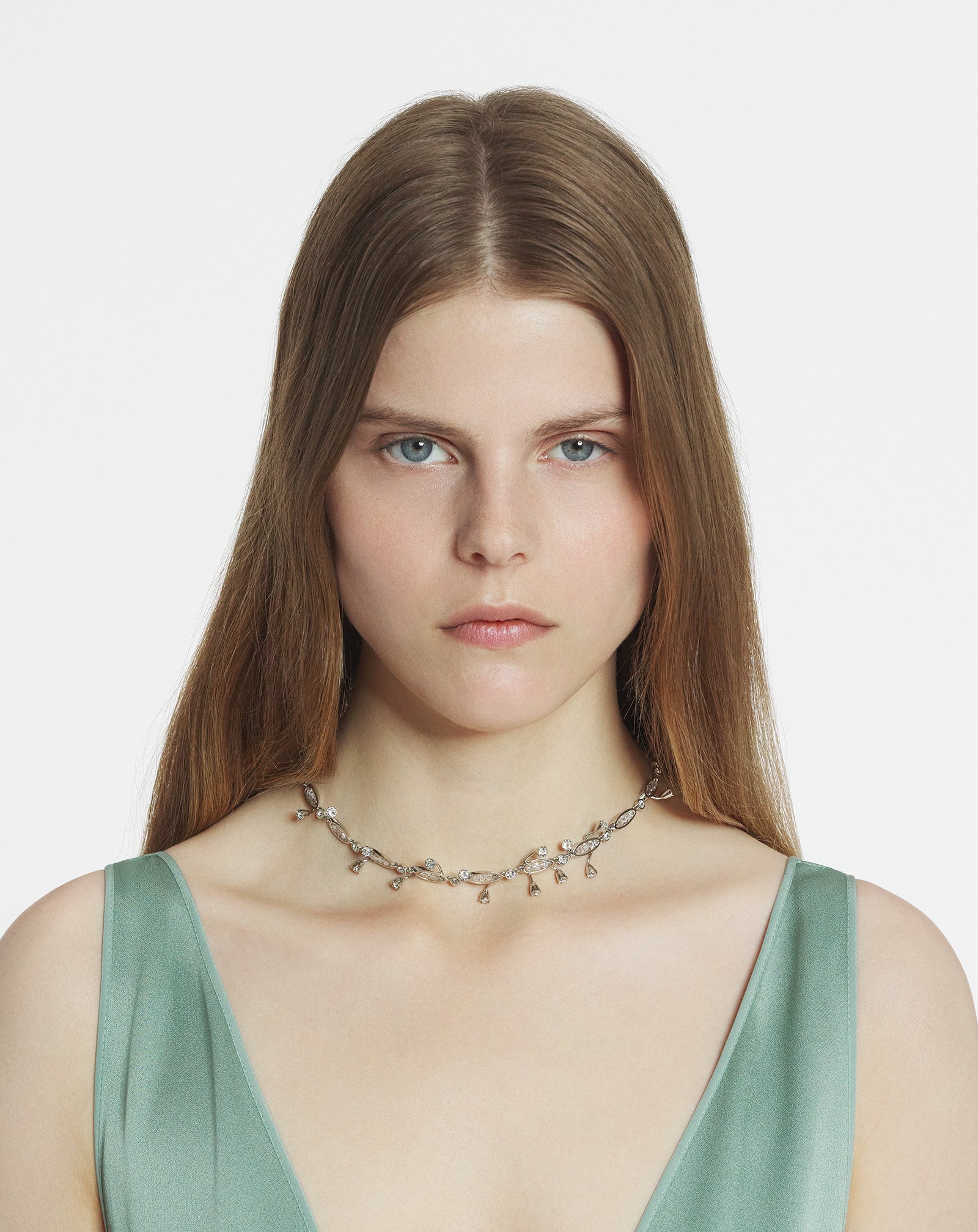 COLLIER AEDE
