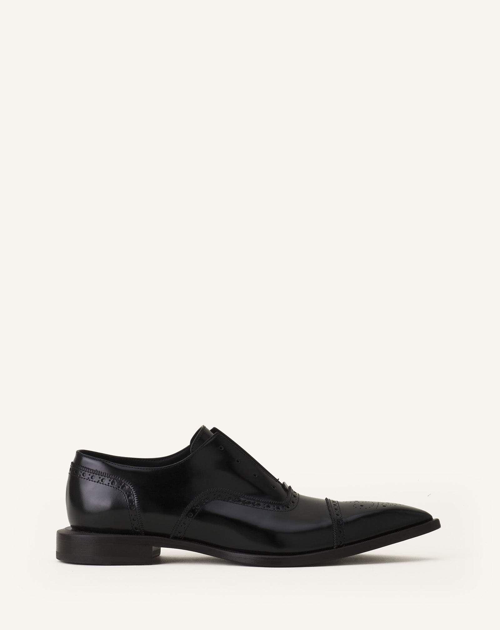 RICHELIEU BROGUE EN CUIR BRILLANT