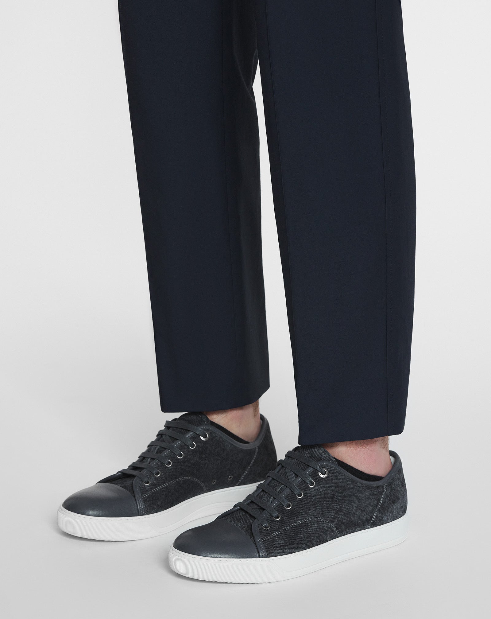 SNEAKERS DBB1 EN VELOURS MOLETÉ