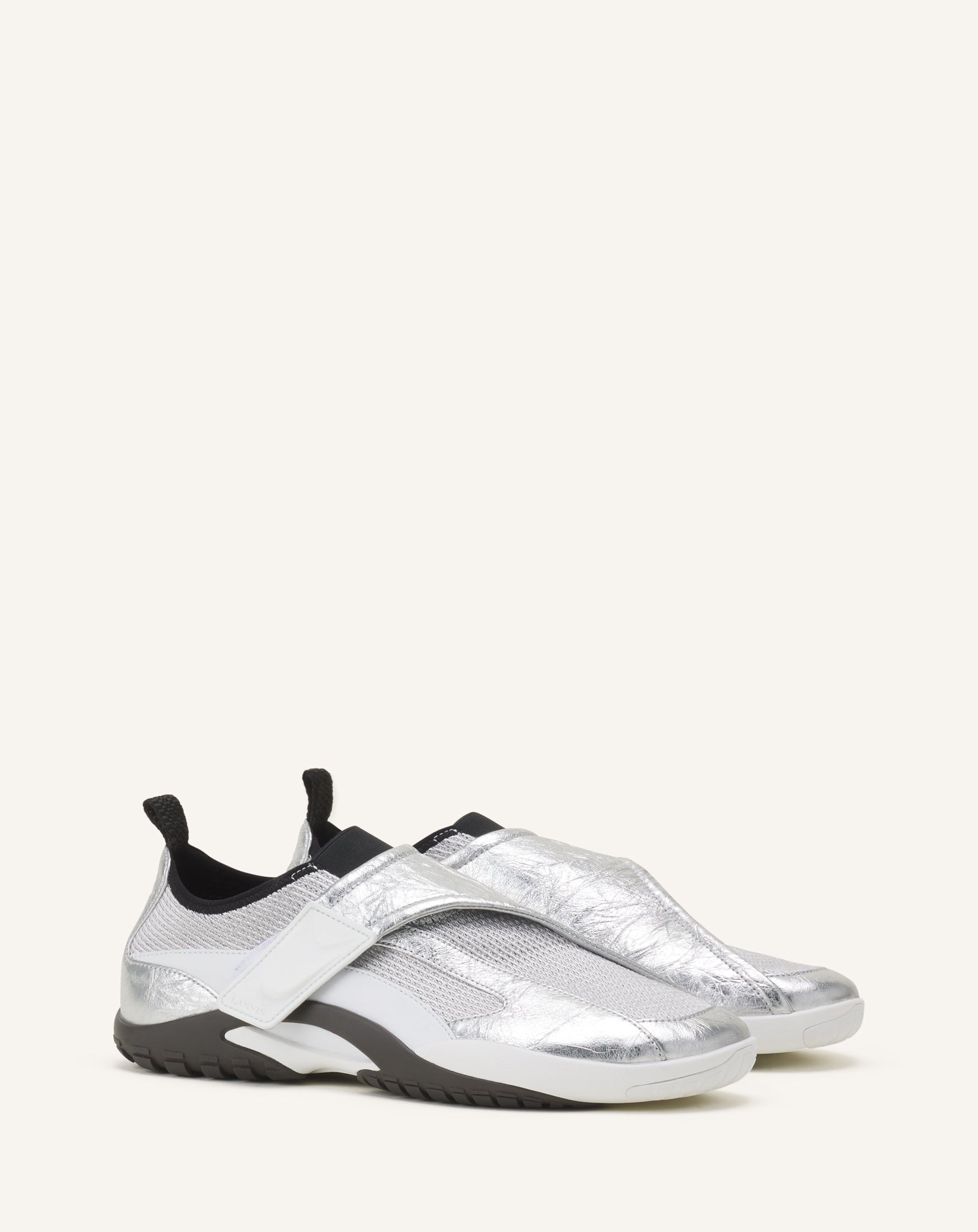 SNEAKER LNV1 EN CUIR METALLISE FROISSE