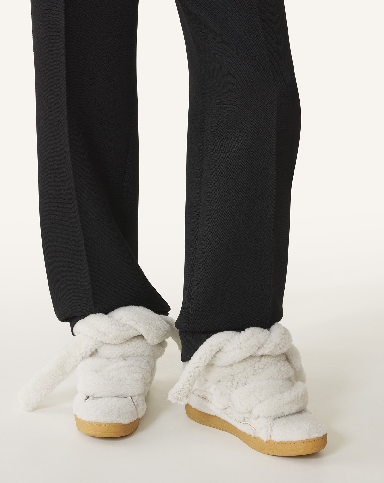 CURB SNEAKERS EN SHEARLING