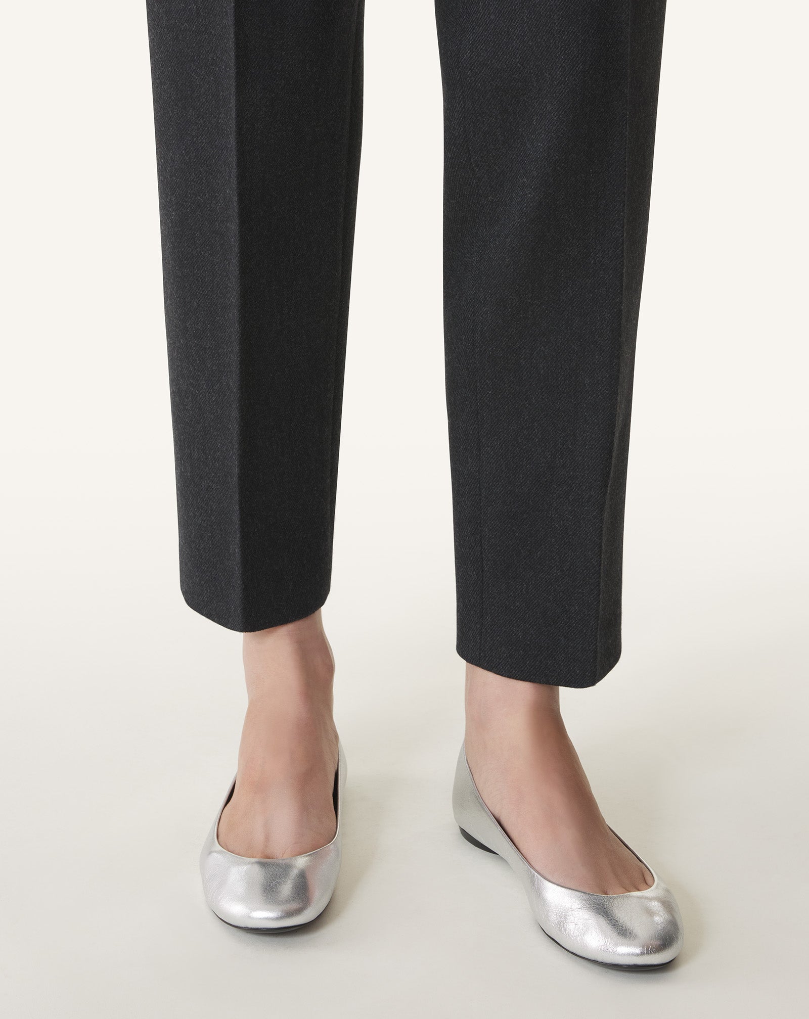 LA BALLERINE EN CUIR MÉTALLISÉ
