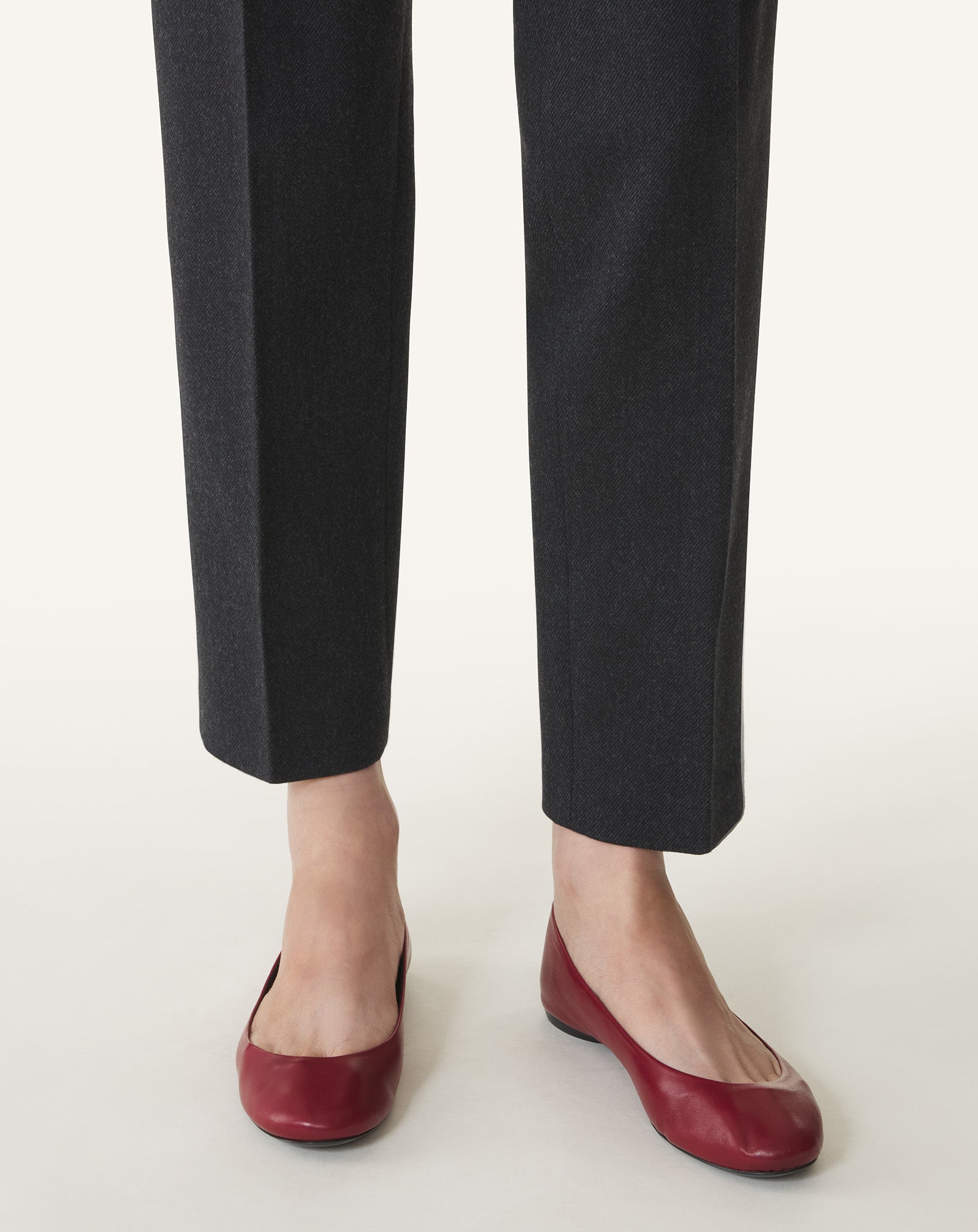 LA BALLERINE EN CUIR