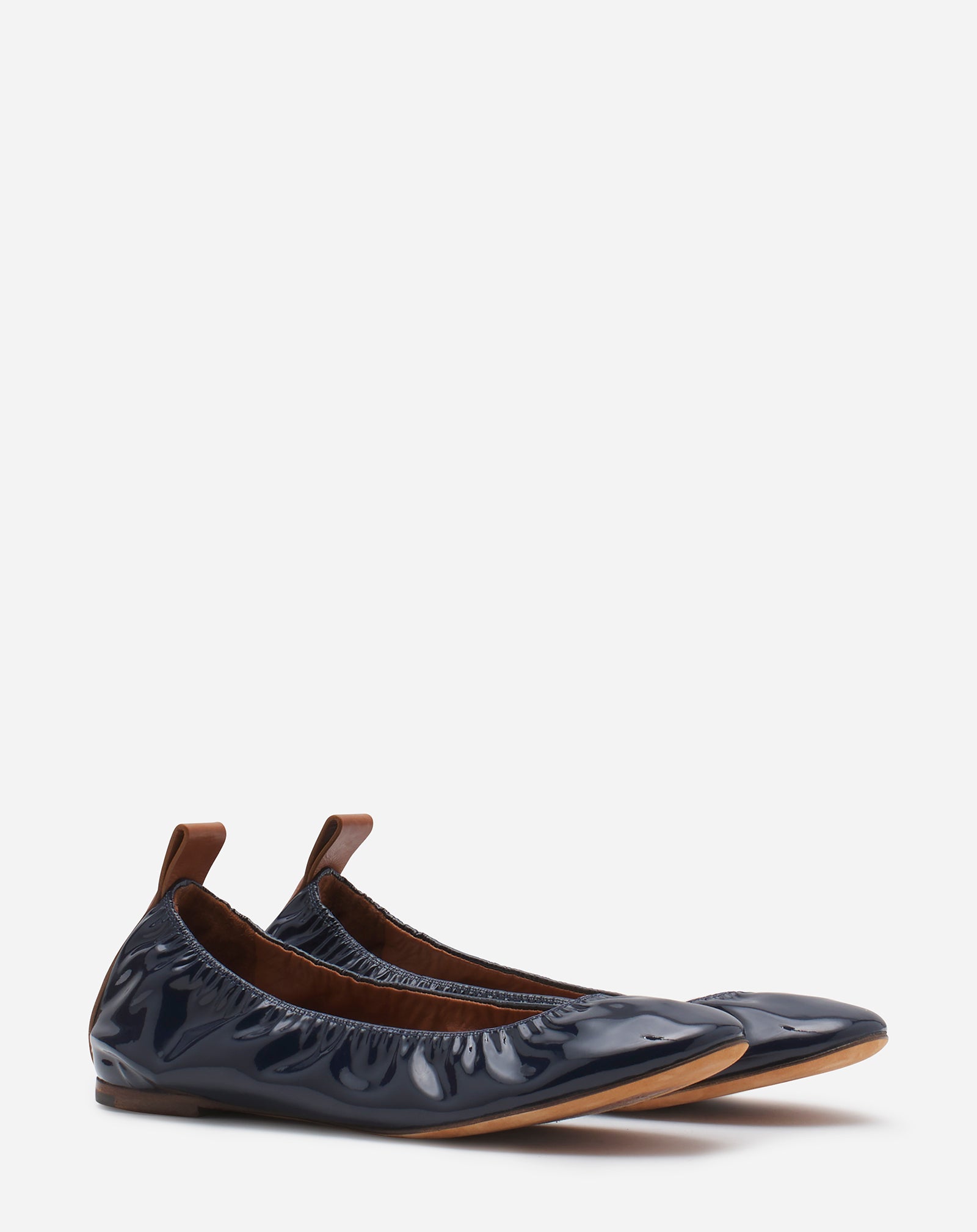 LA BALLERINE EN CUIR BRILLANT