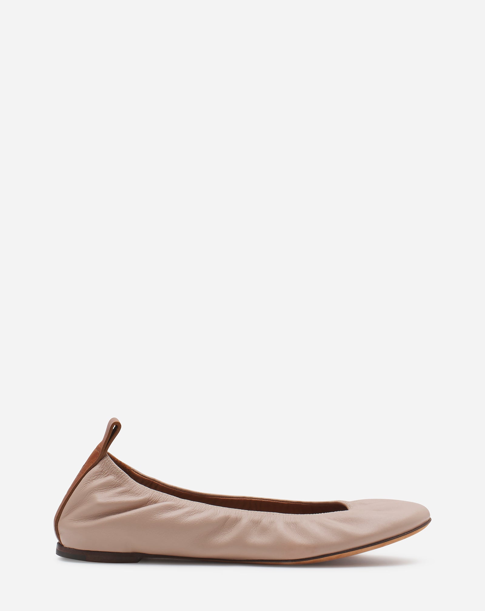 LA BALLERINE EN CUIR
