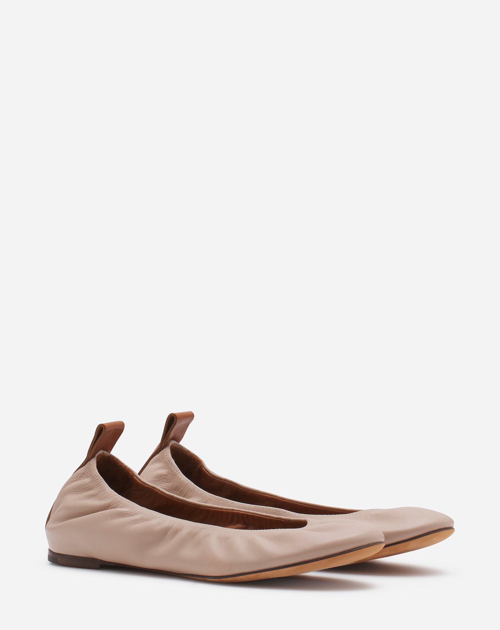 LA BALLERINE EN CUIR