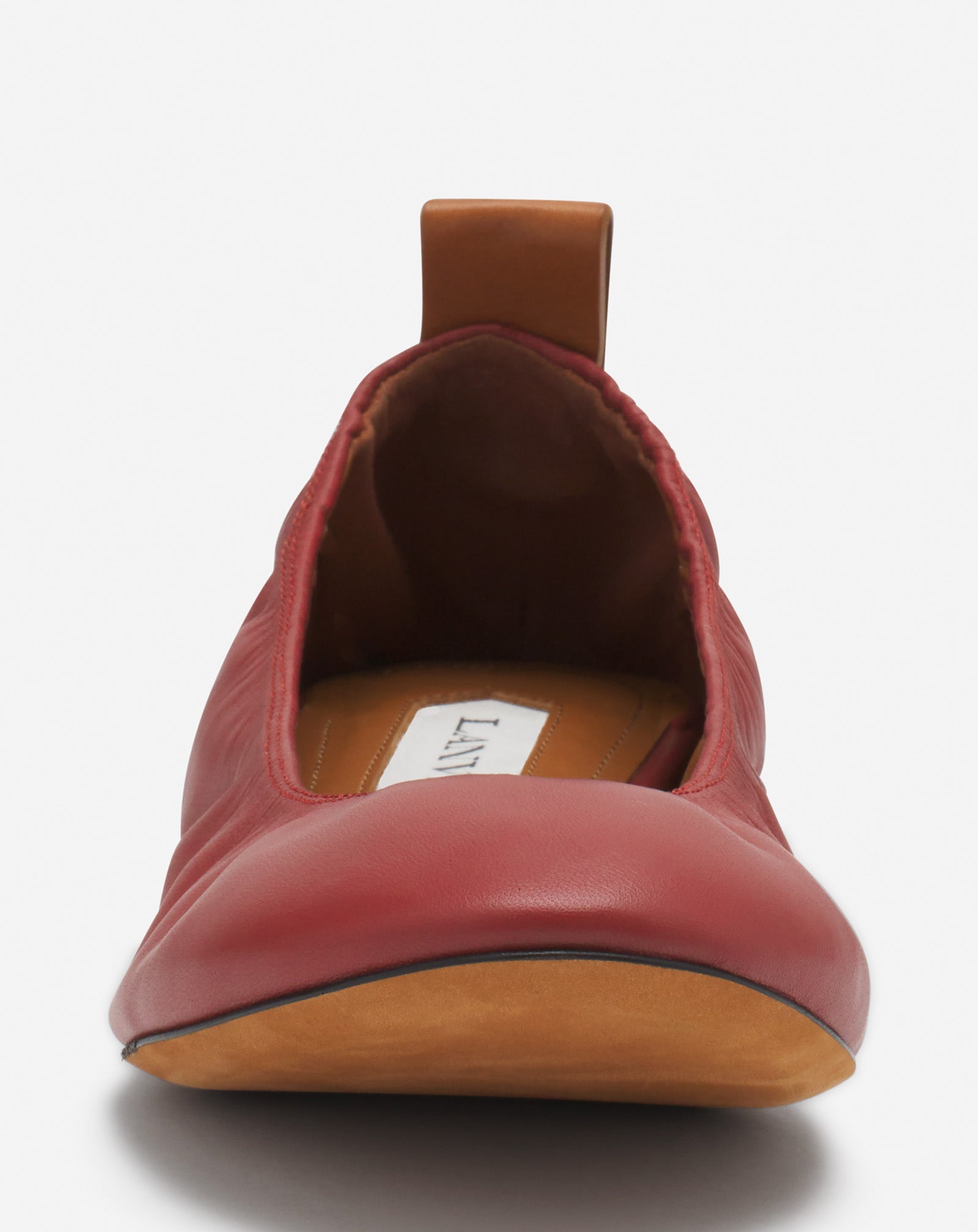 LA BALLERINE EN CUIR
