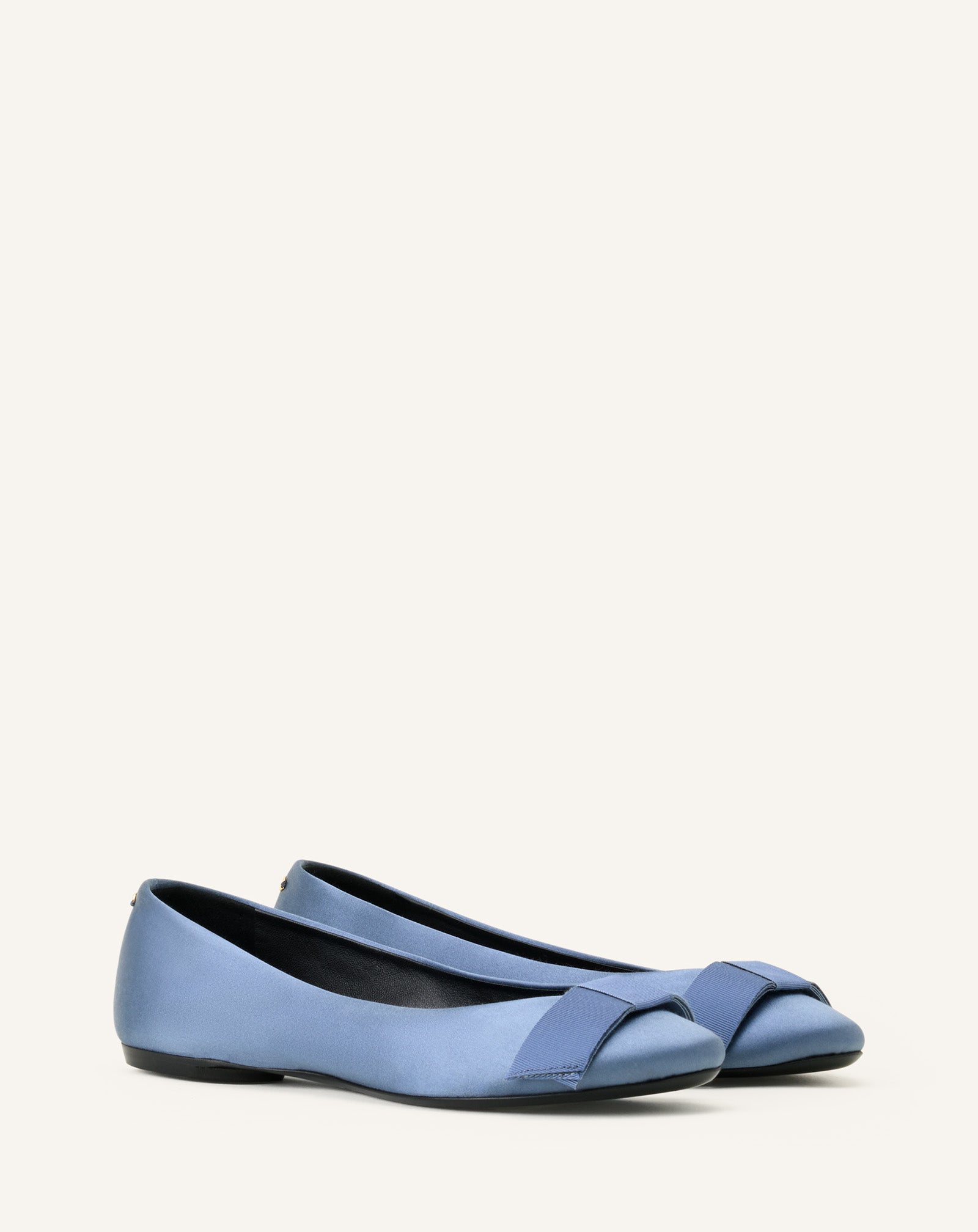 LA BALLERINE NOEUD EN SATIN BLEU