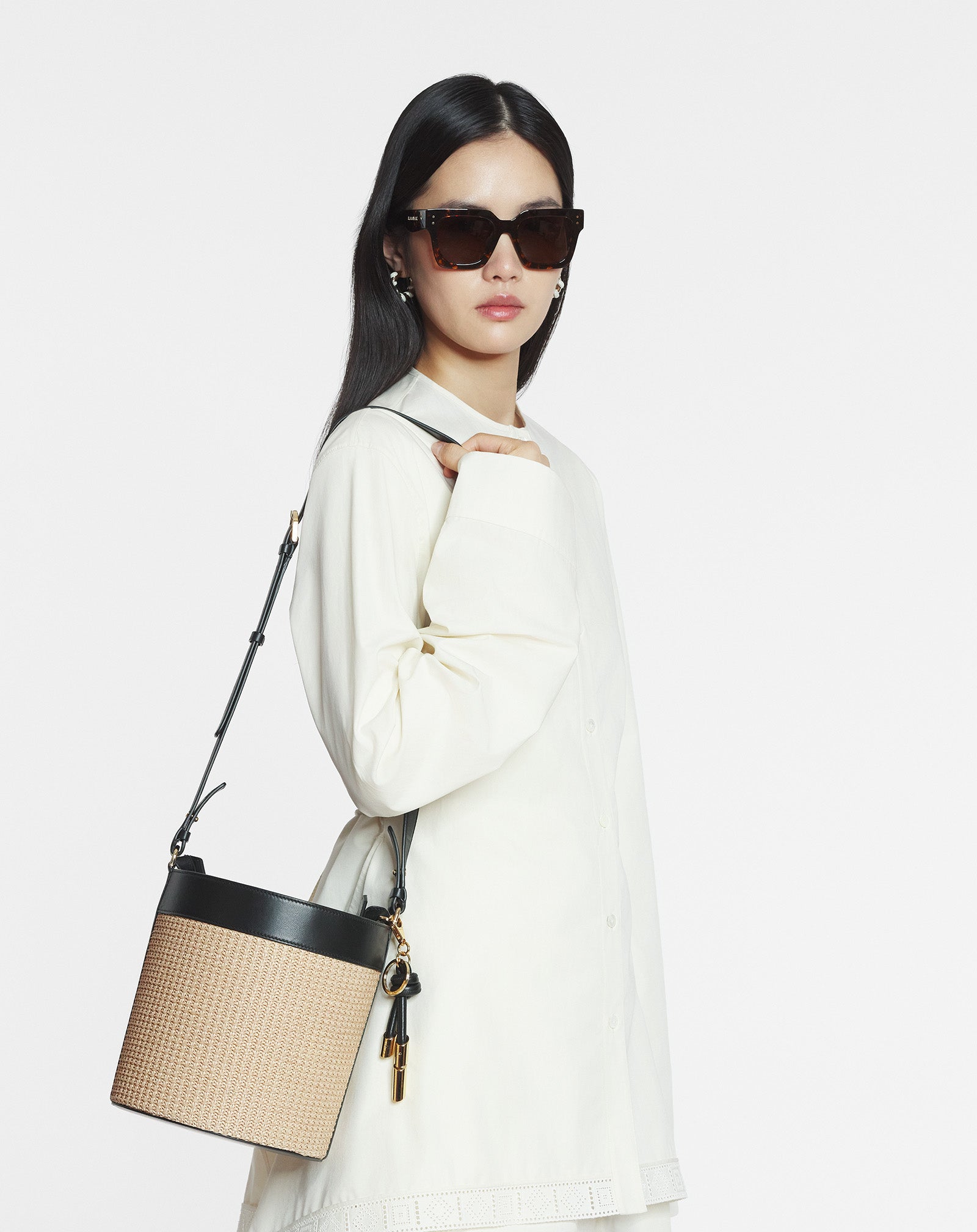 SAC SEAU SÉQUENCE EN RAPHIA