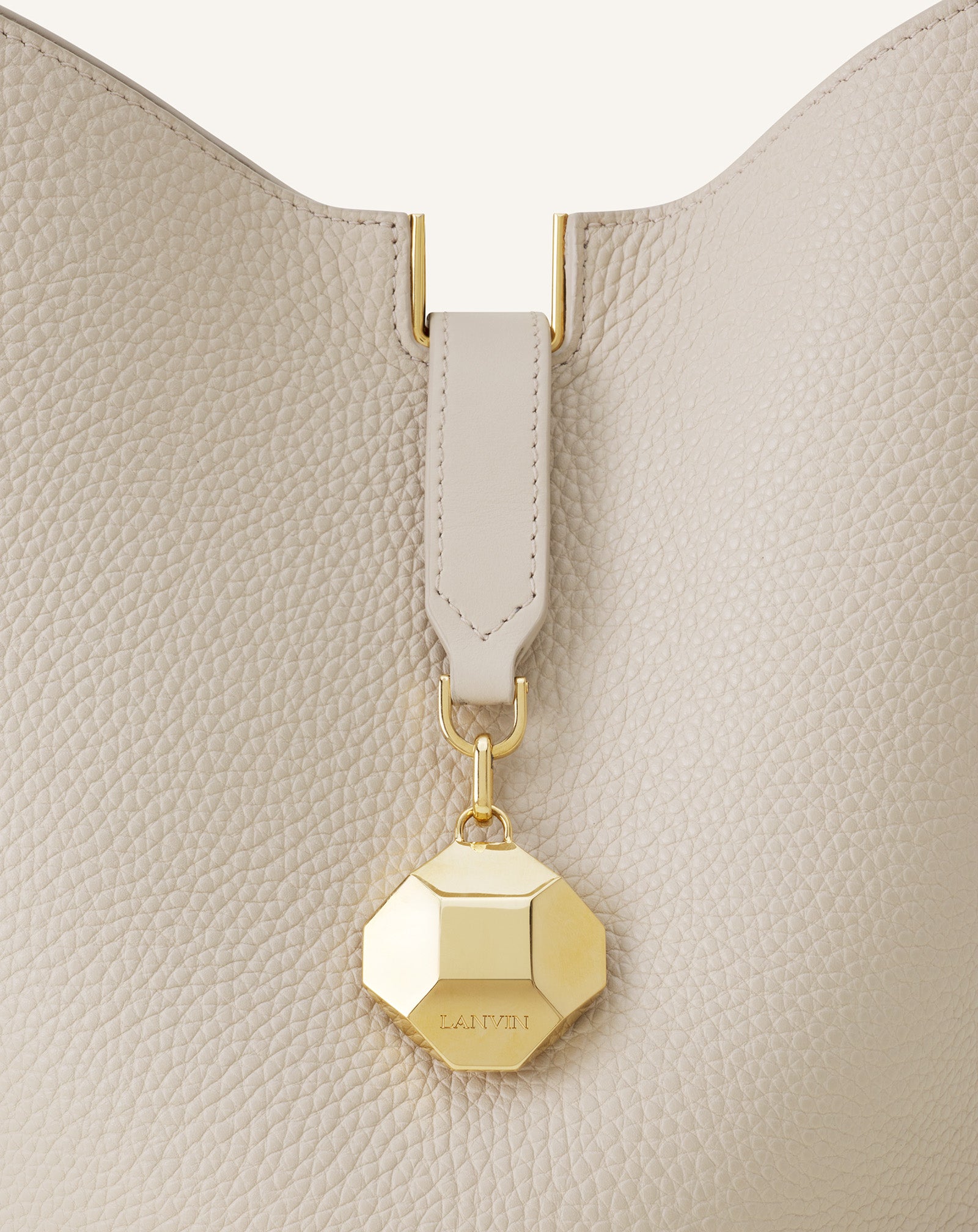 SAC SEAU CATCH BY LANVIN MM EN CUIR