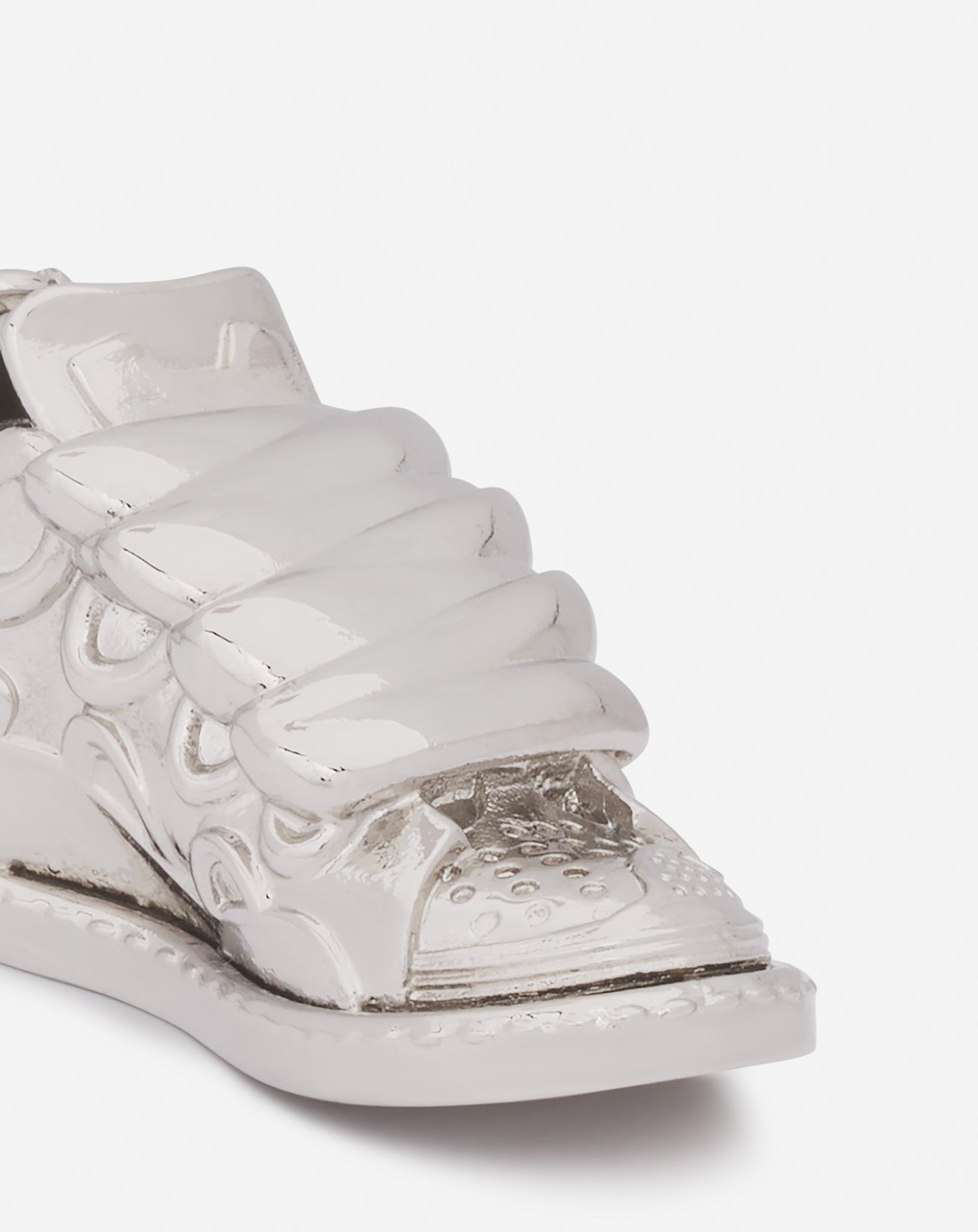 PORTE CLES CURB SNEAKERS EN LAITON