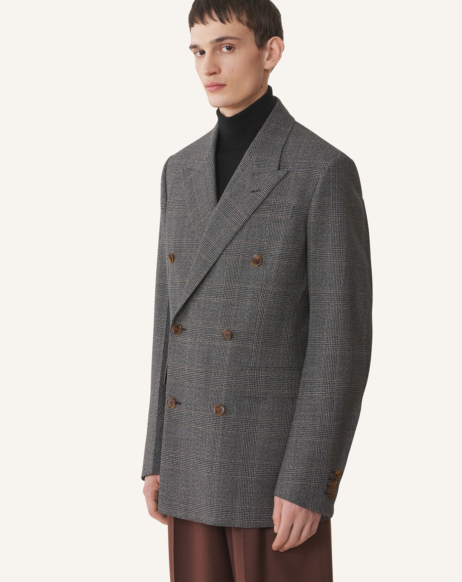 VESTE AJUSTÉE DOUBLE BOUTONNAGE
