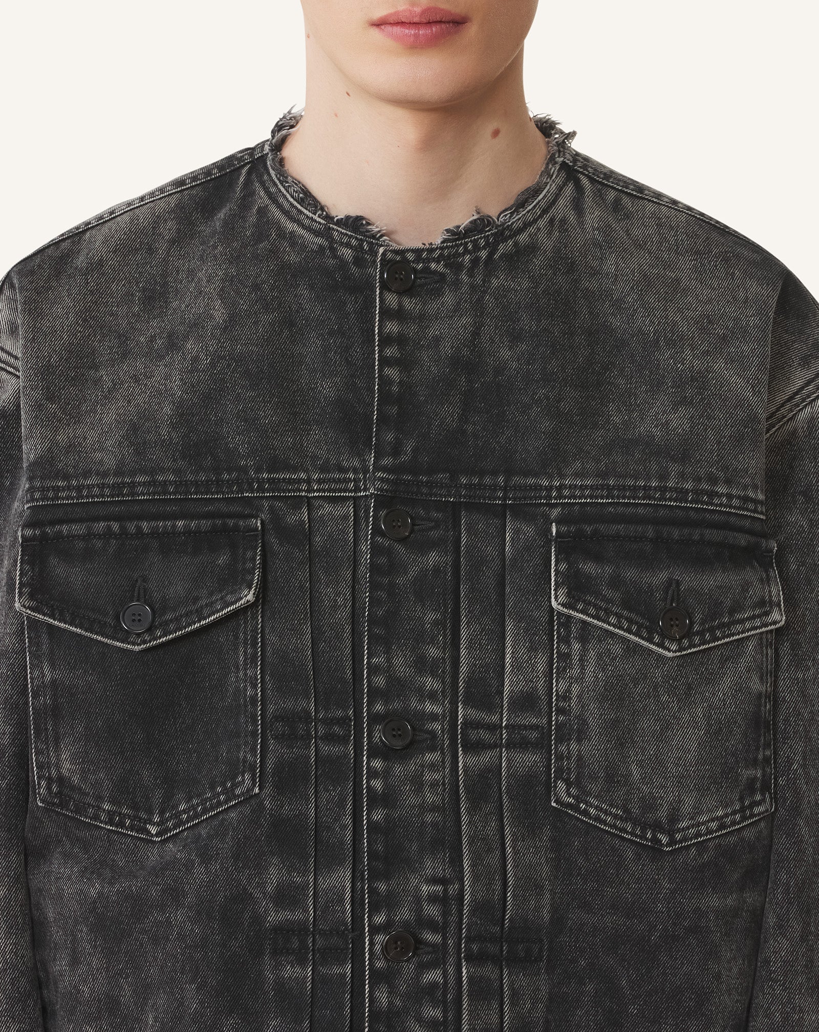 VESTE AMPLE EN DENIM DÉLAVÉ