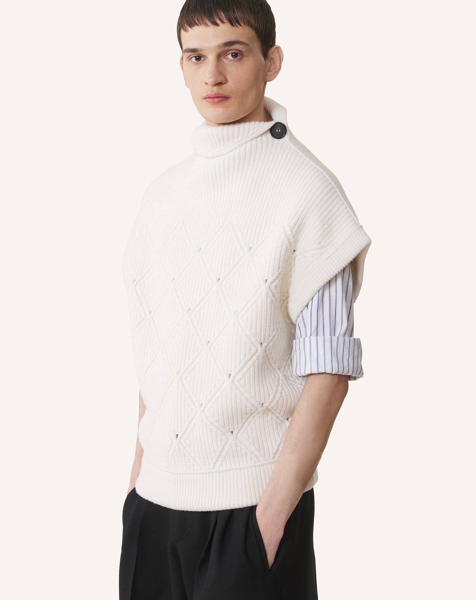 PULL SANS MANCHES DÉTAIL LOSANGE EN LAINE