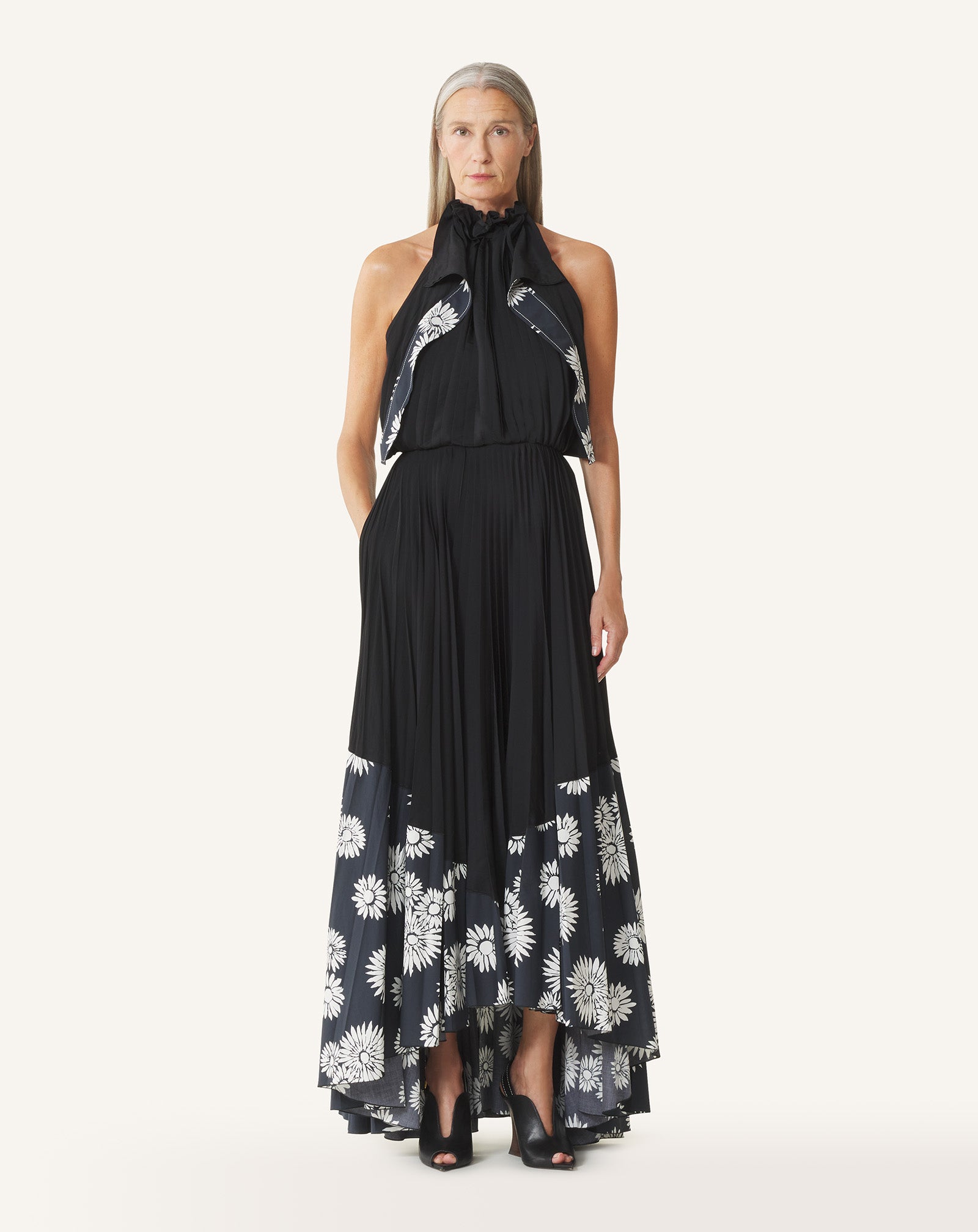ROBE PLISSÉE EN CHARMEUSE ET COTON IMPRIMÉ