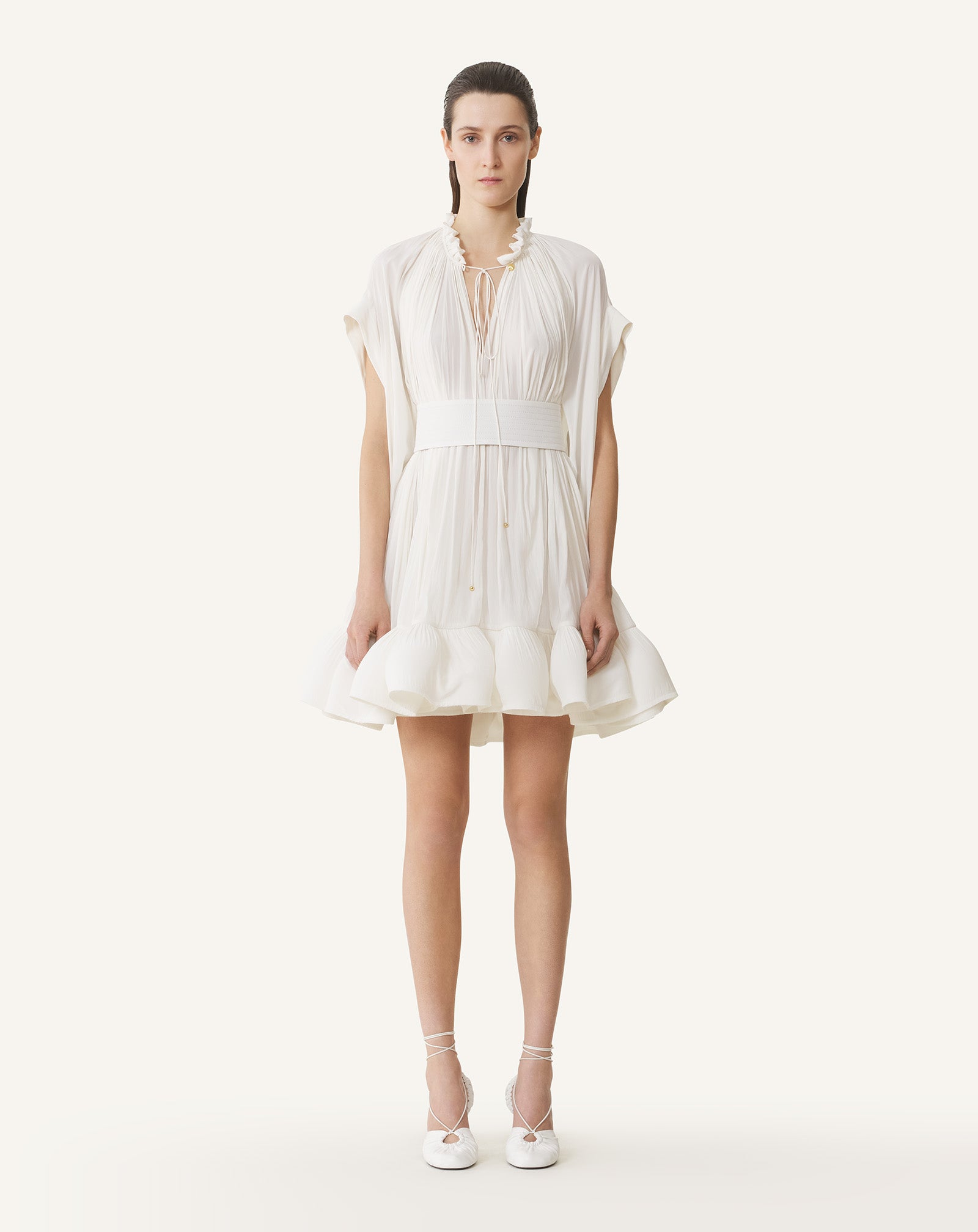 ROBE COURTE EN CHARMEUSE