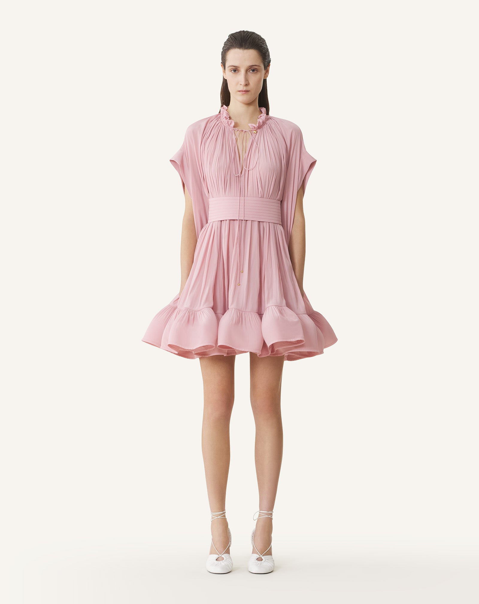 ROBE COURTE EN CHARMEUSE