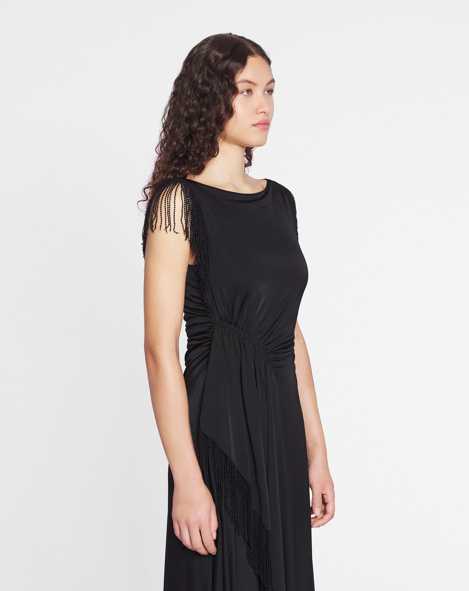 ROBE BRODEE SANS MANCHES
