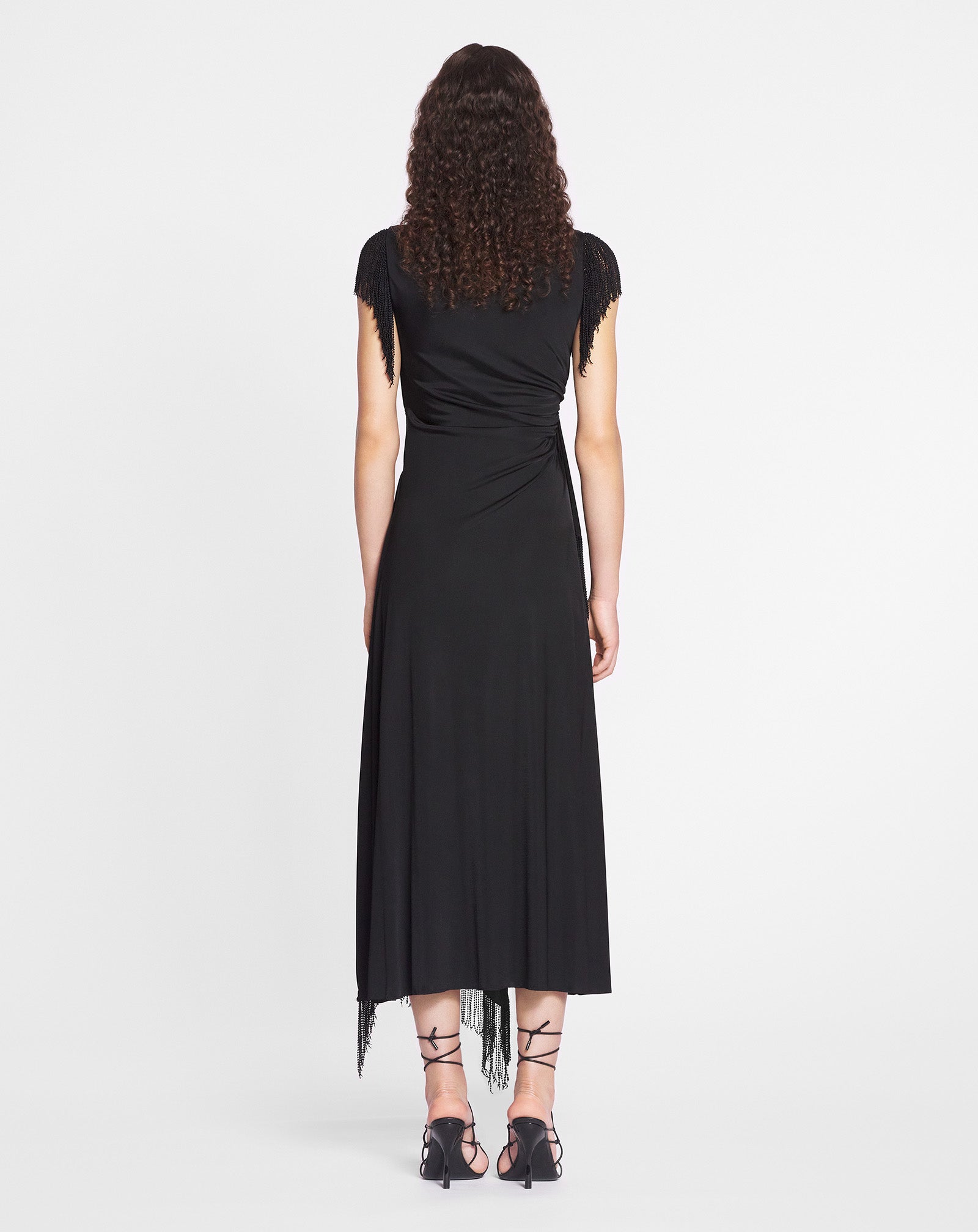 ROBE BRODEE SANS MANCHES