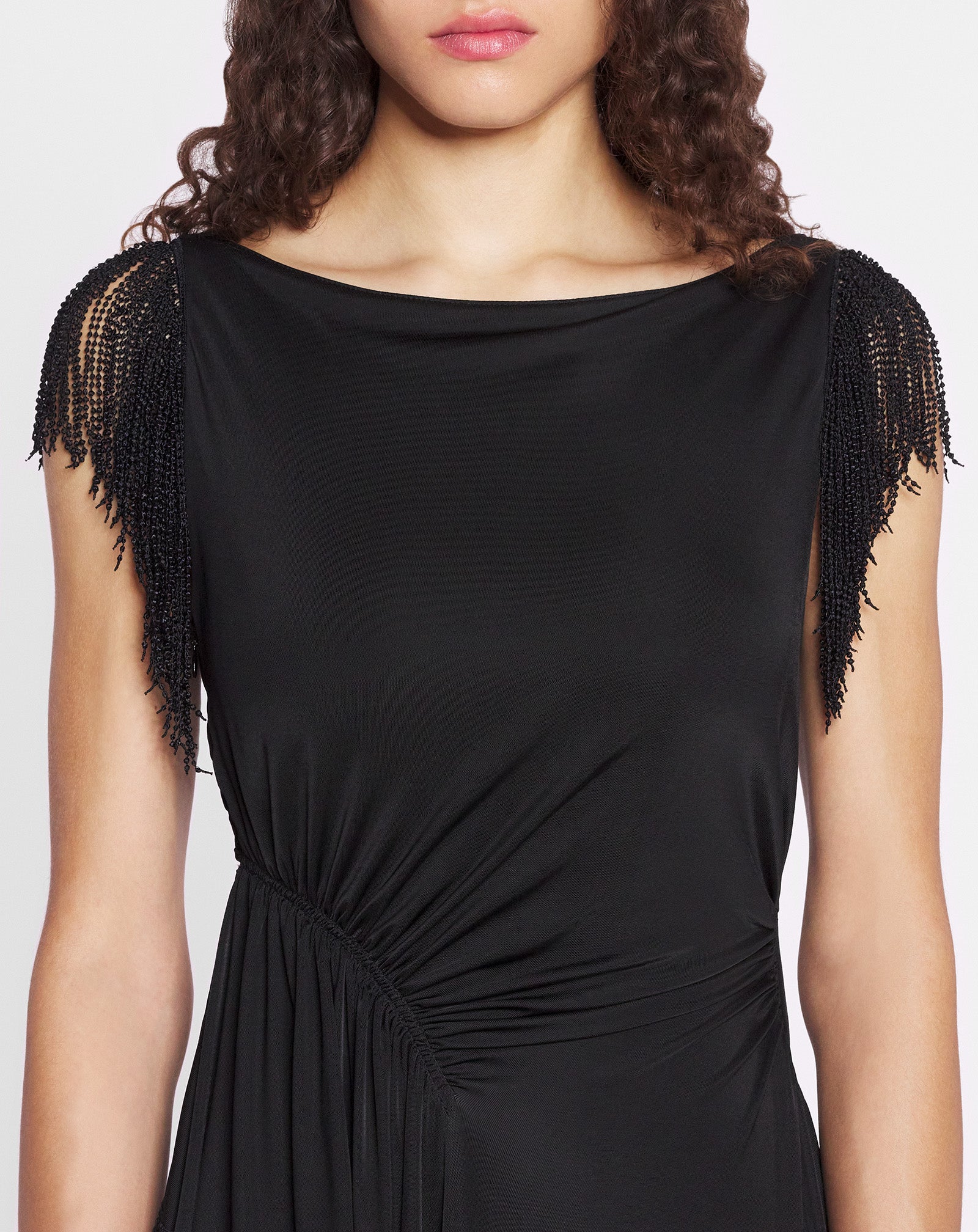 ROBE BRODEE SANS MANCHES