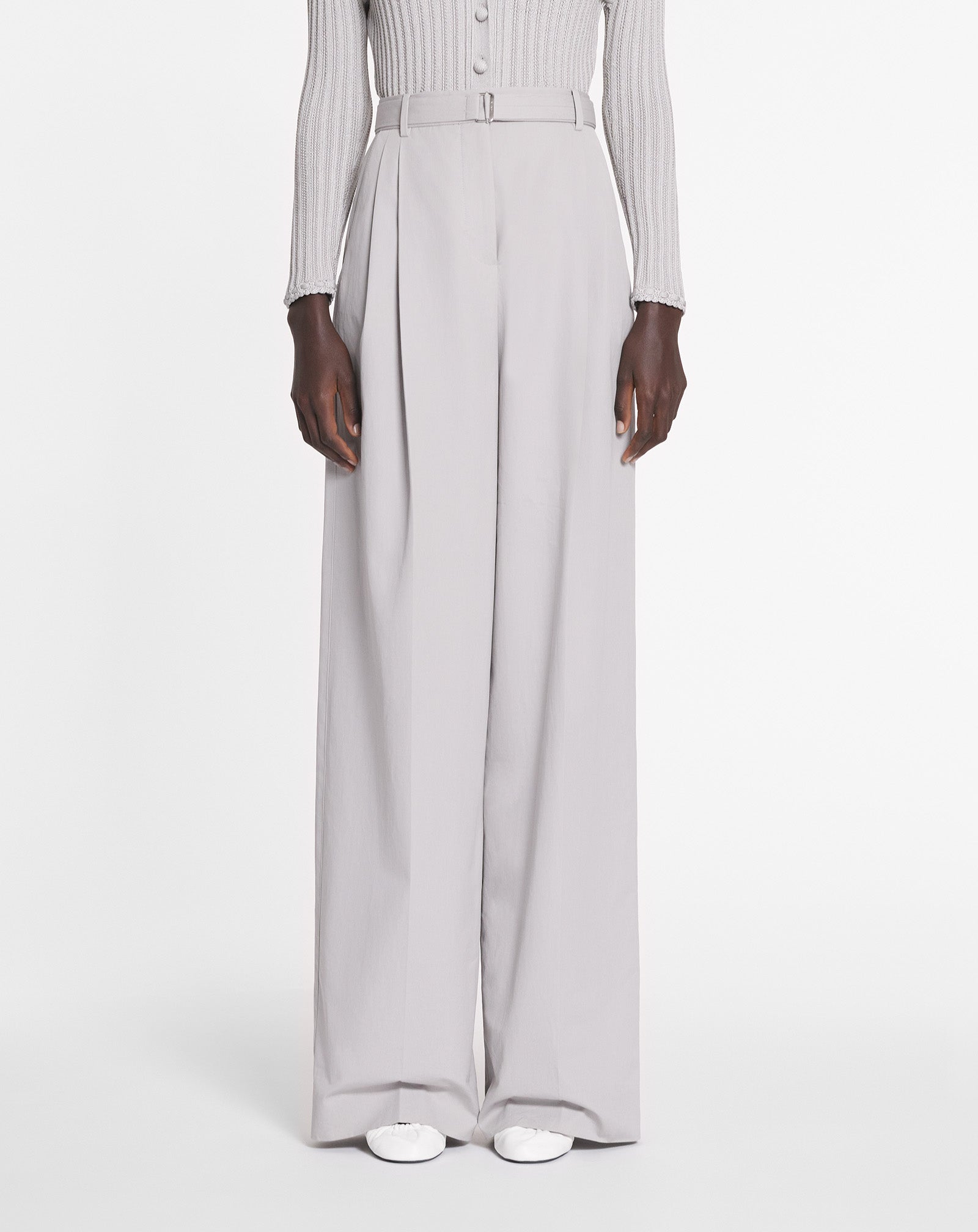 PANTALON À PINCES EN COTON