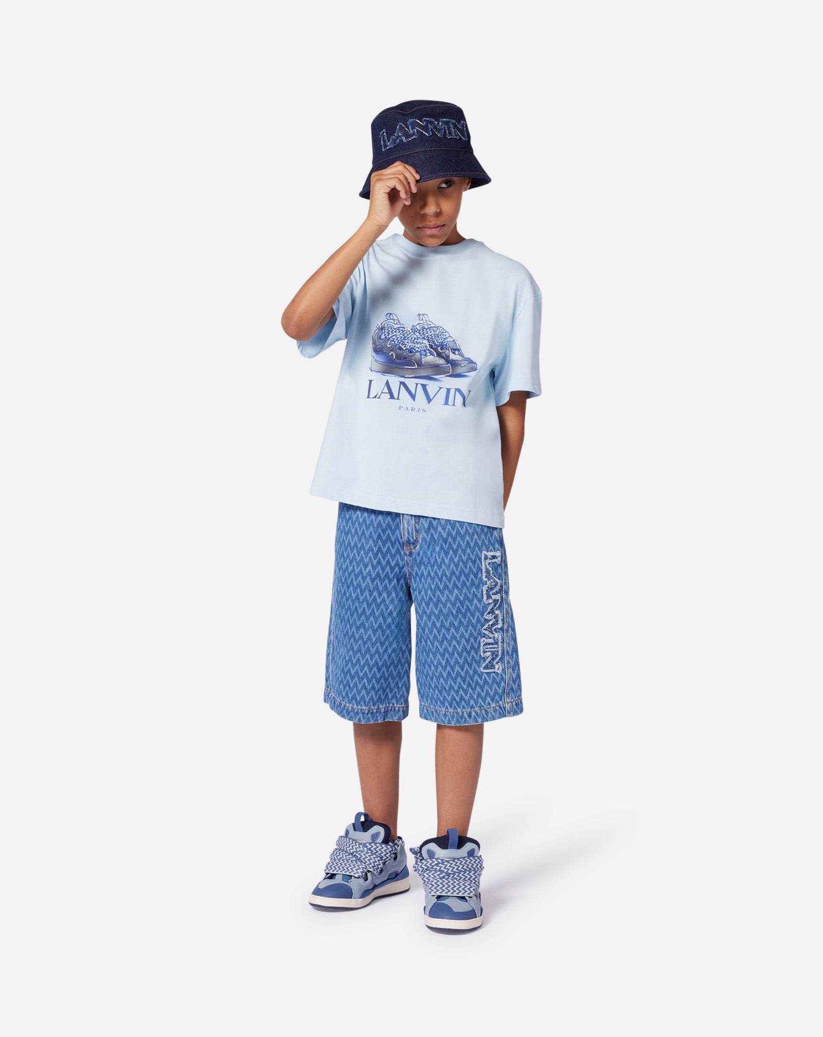 BOB SIGLÉ EN JEAN ENFANT