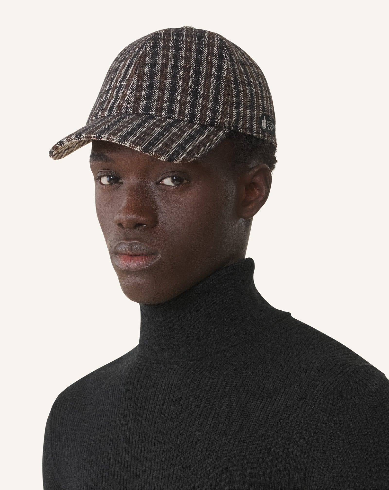CASQUETTE À CARREAUX