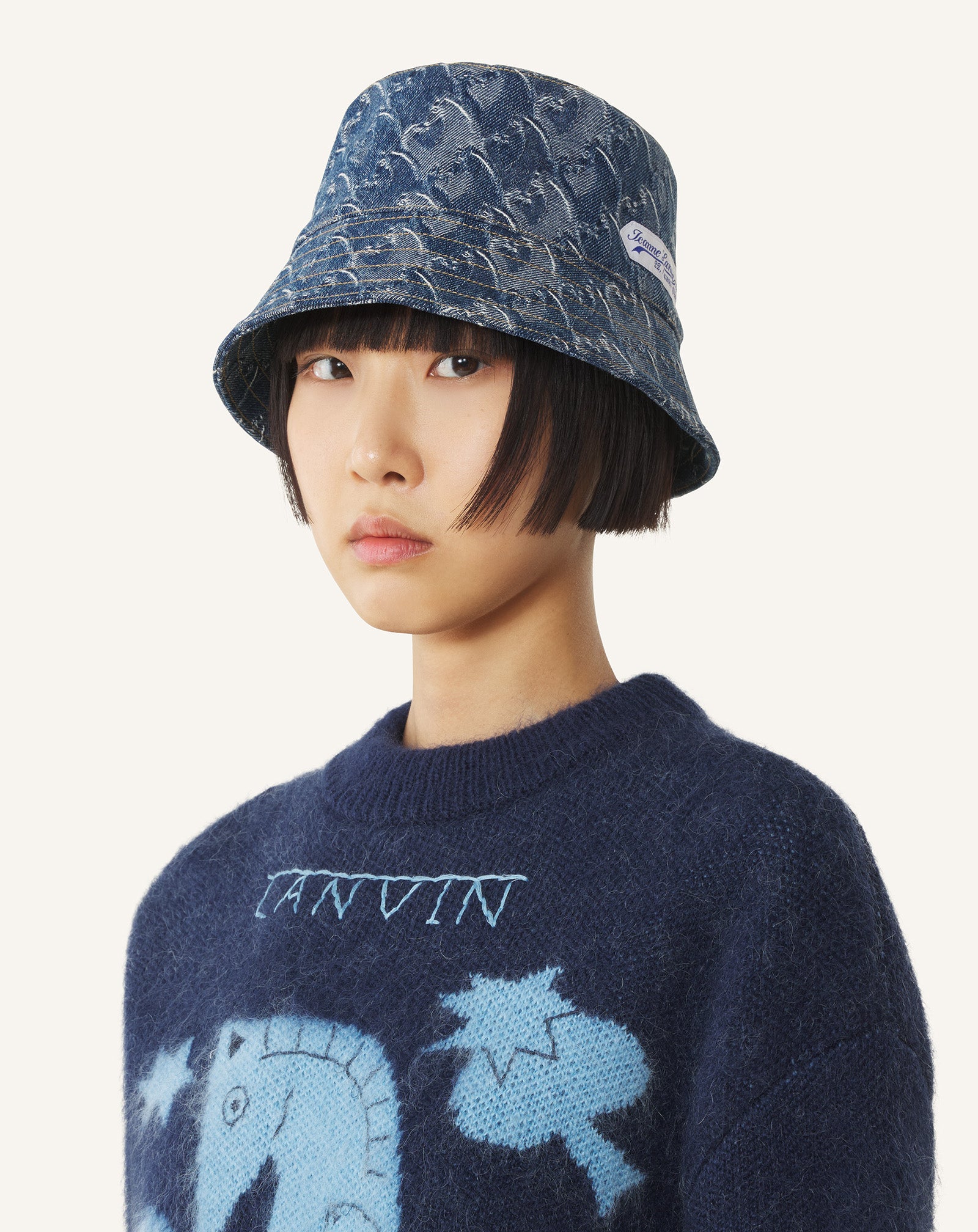 BOB LUNAR YEAR EN DENIM