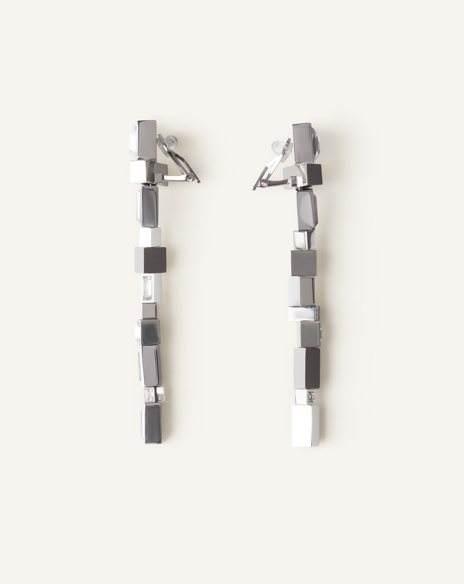 BOUCLES D'OREILLES RYTHMIQUE LONGUES