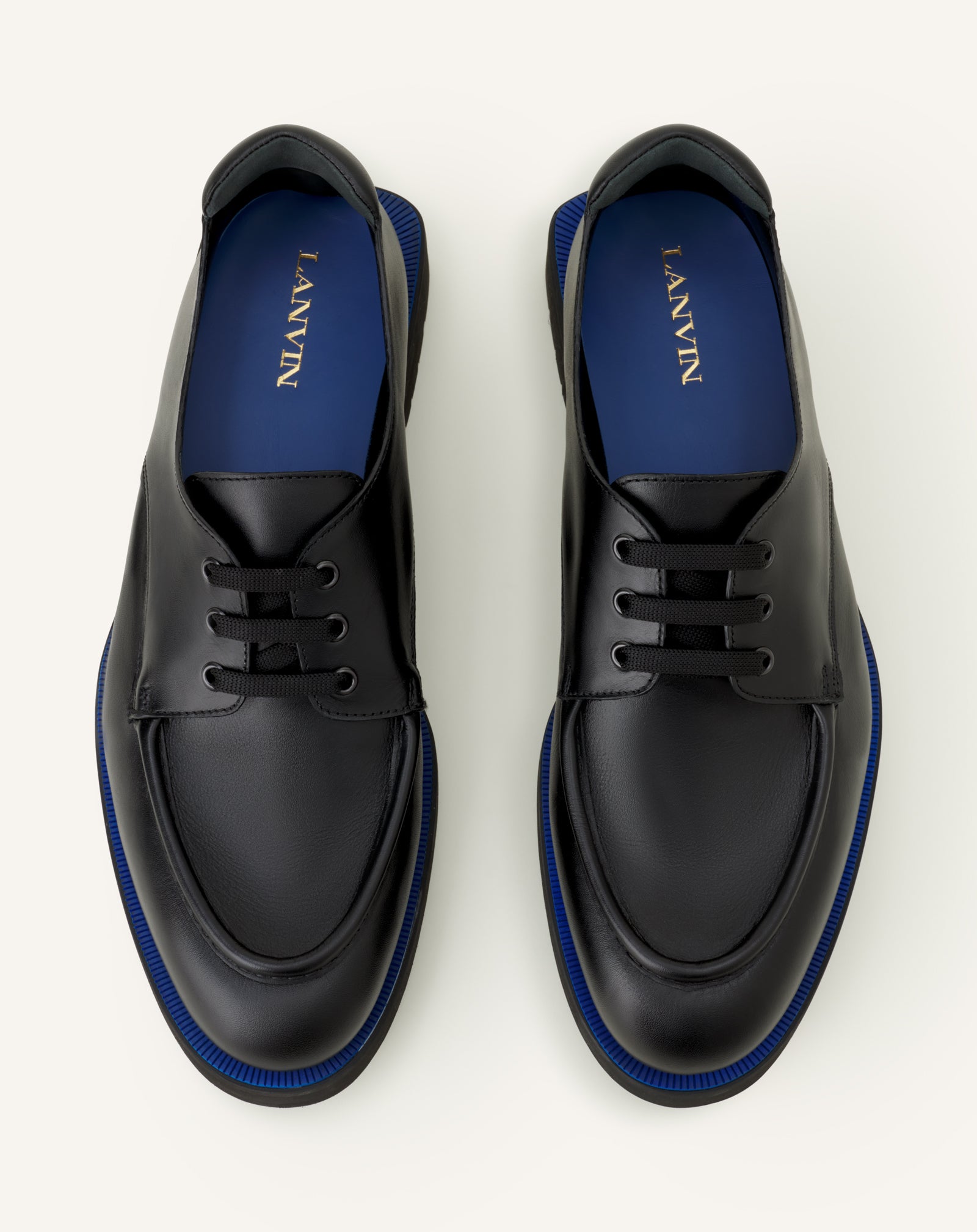 RICHELIEU SOUPLE EN CUIR NOIR