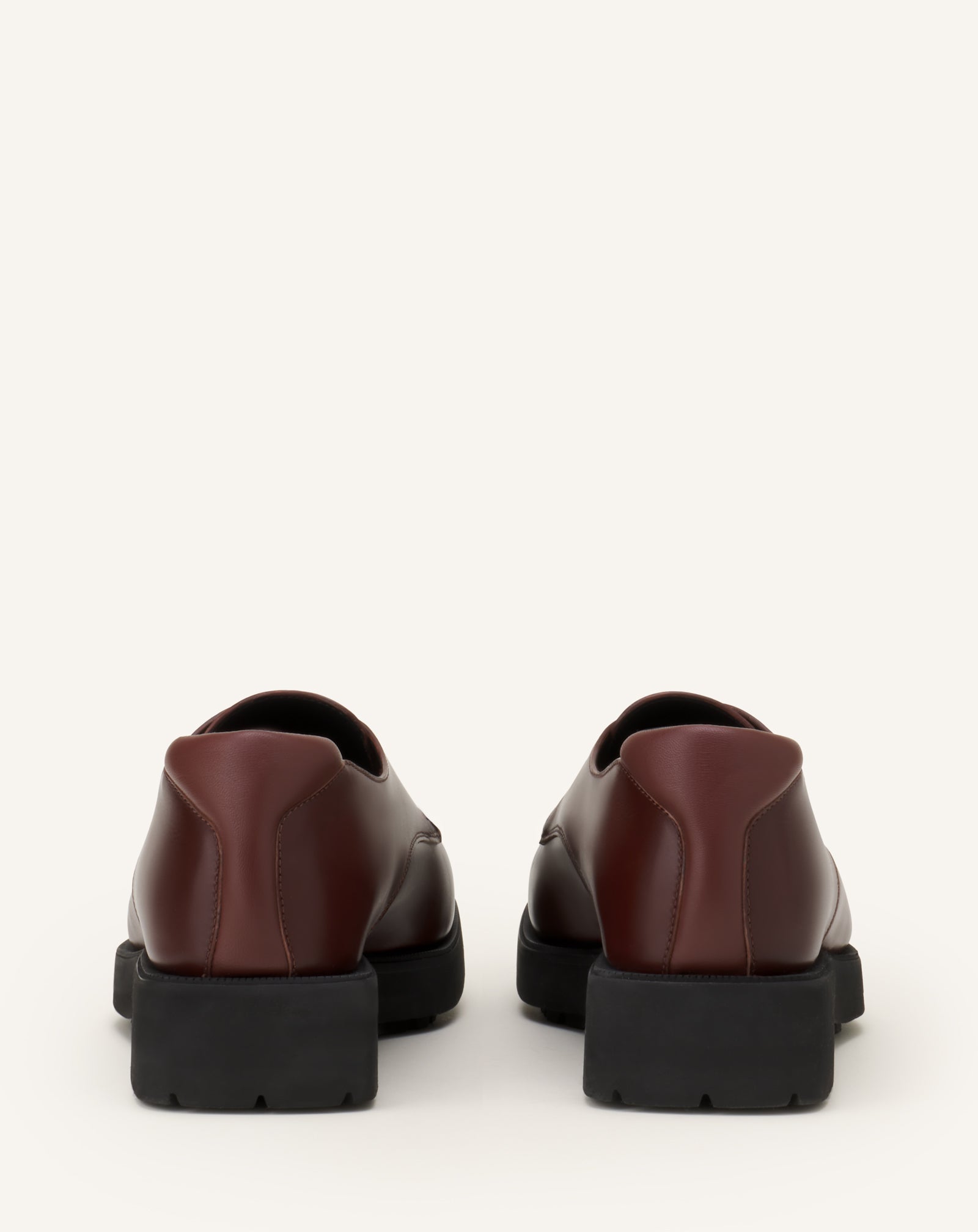 RICHELIEU SOUPLE EN CUIR MARRON