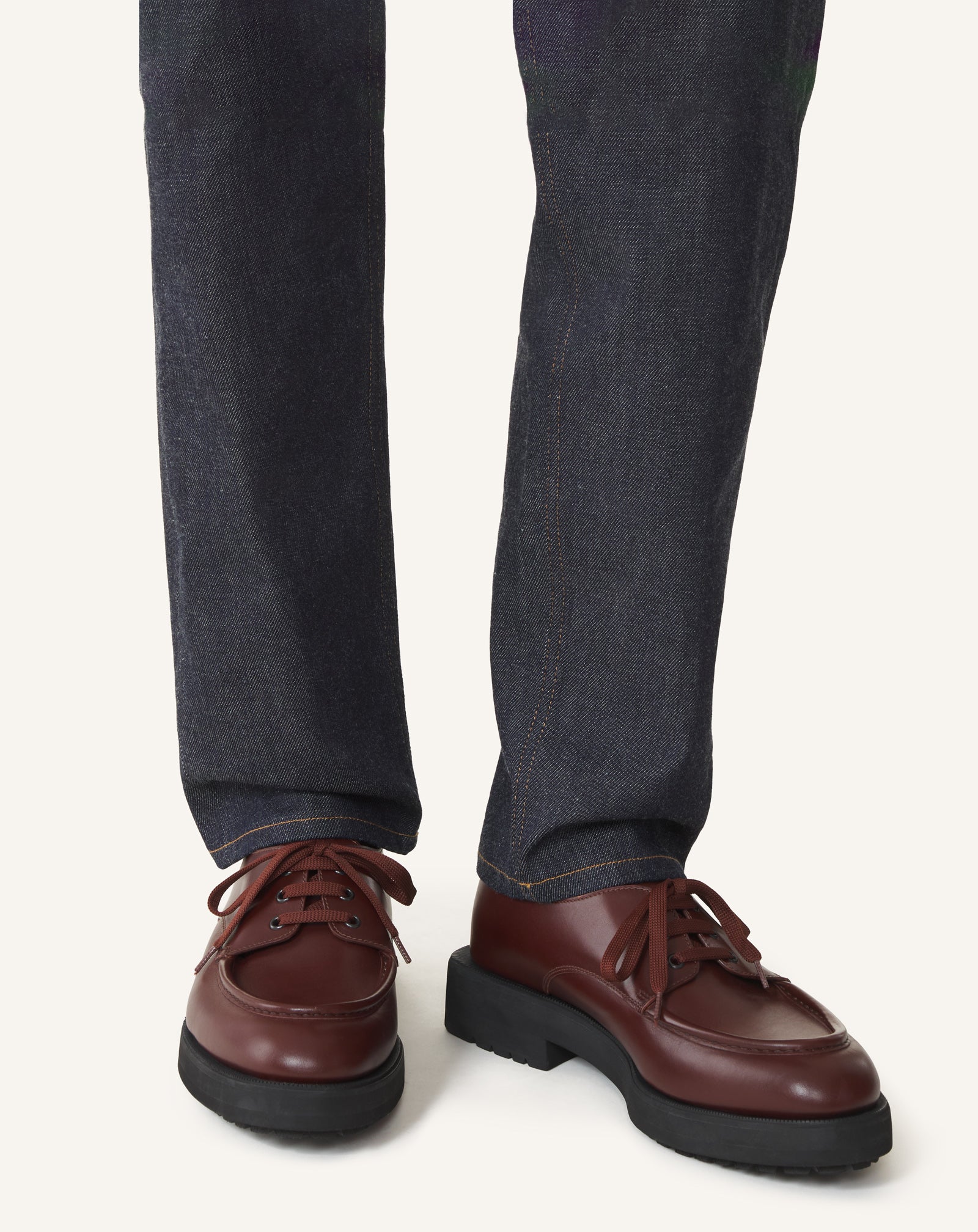 RICHELIEU SOUPLE EN CUIR MARRON