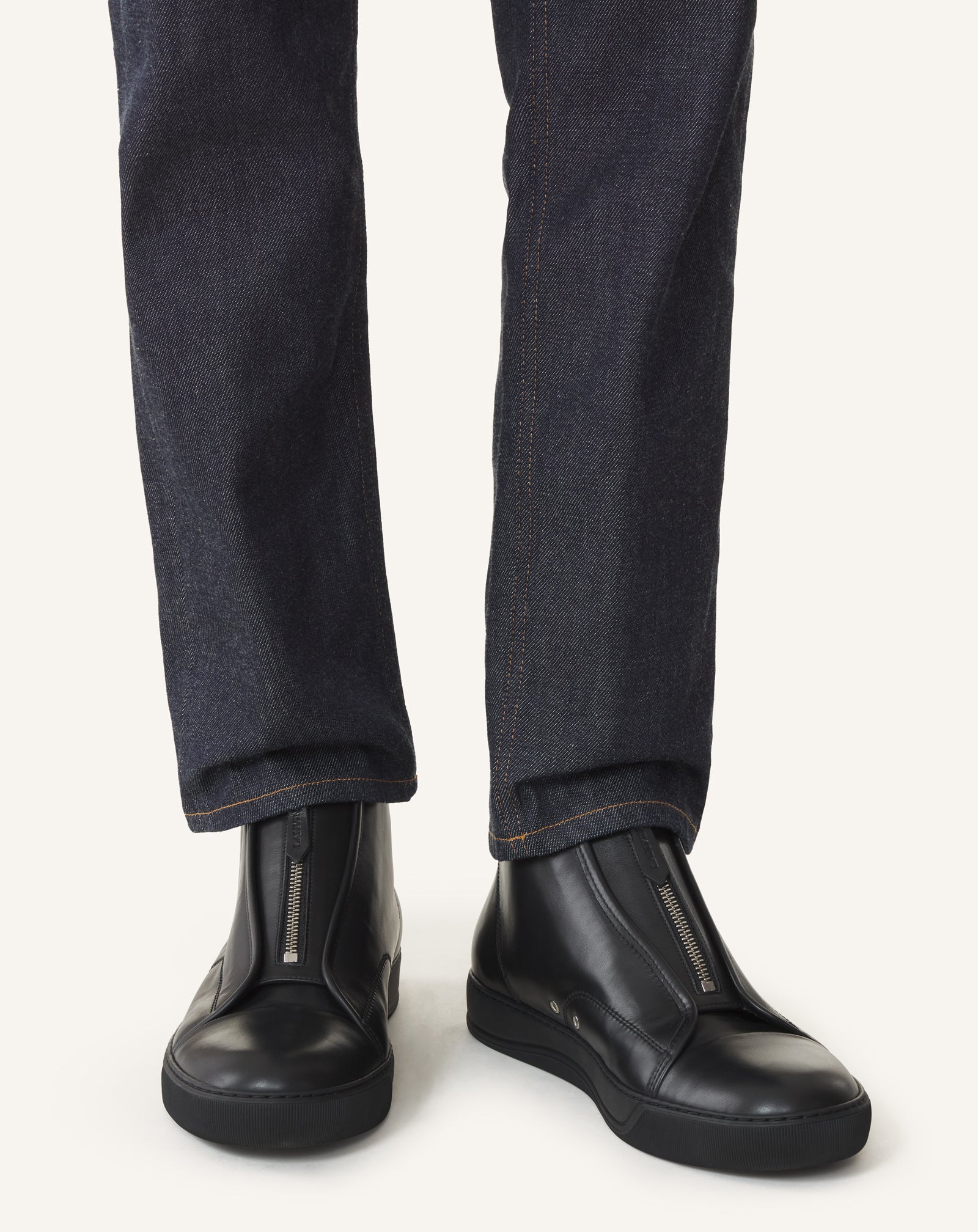 SNEAKERS DBB1 MONTANTES EN CUIR NOIR