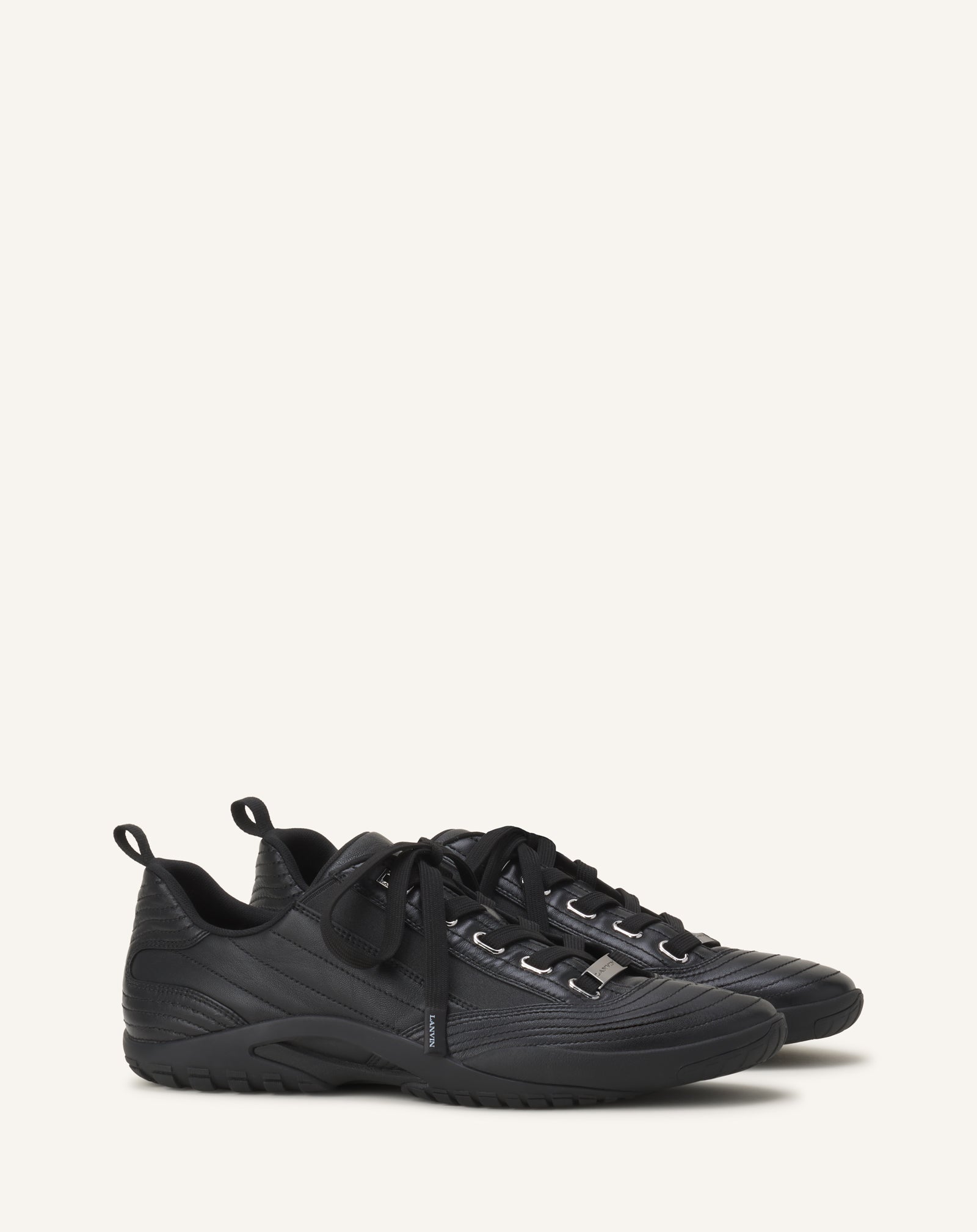 SNEAKERS LNV2 EN CUIR NOIR