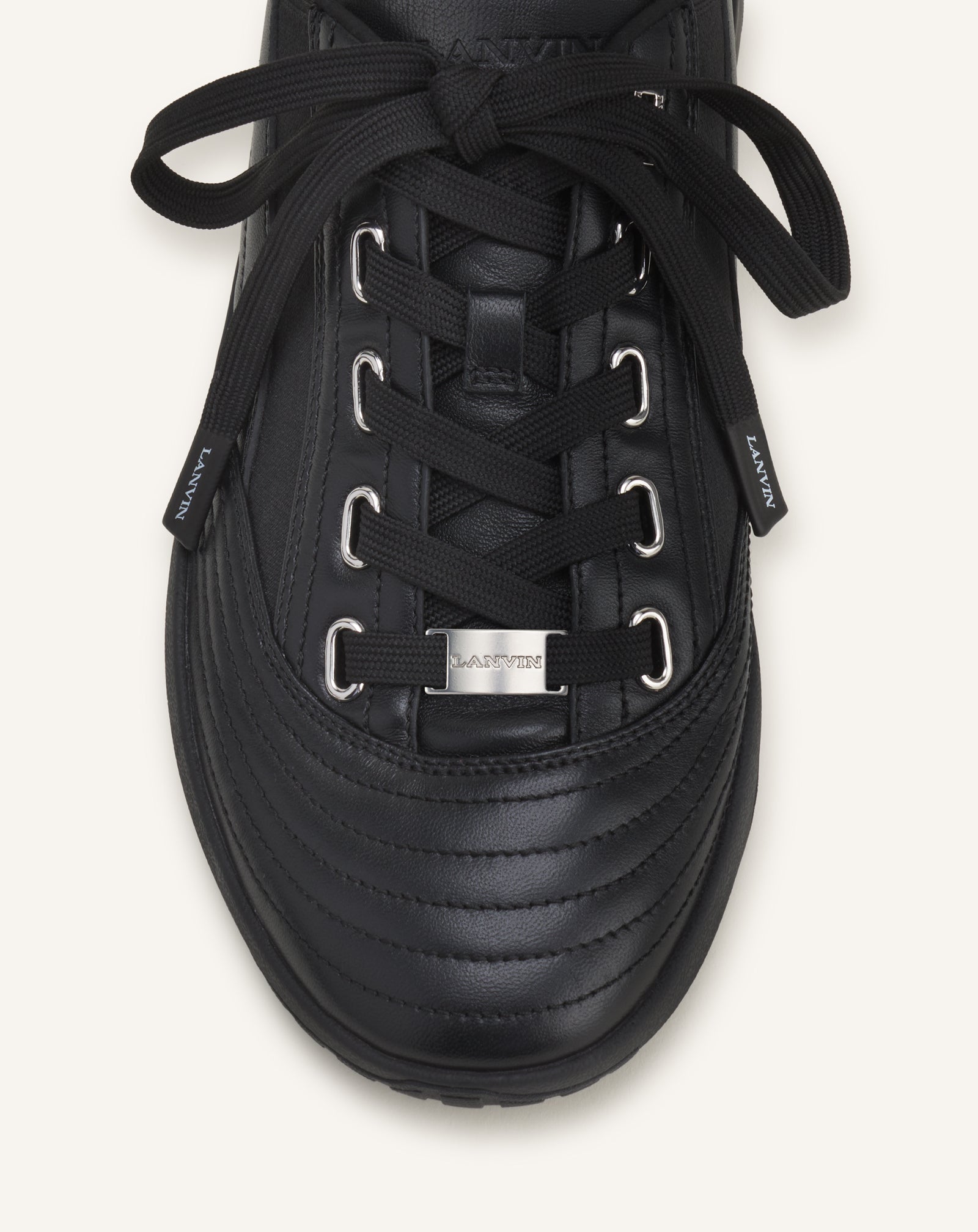 SNEAKERS LNV2 EN CUIR NOIR