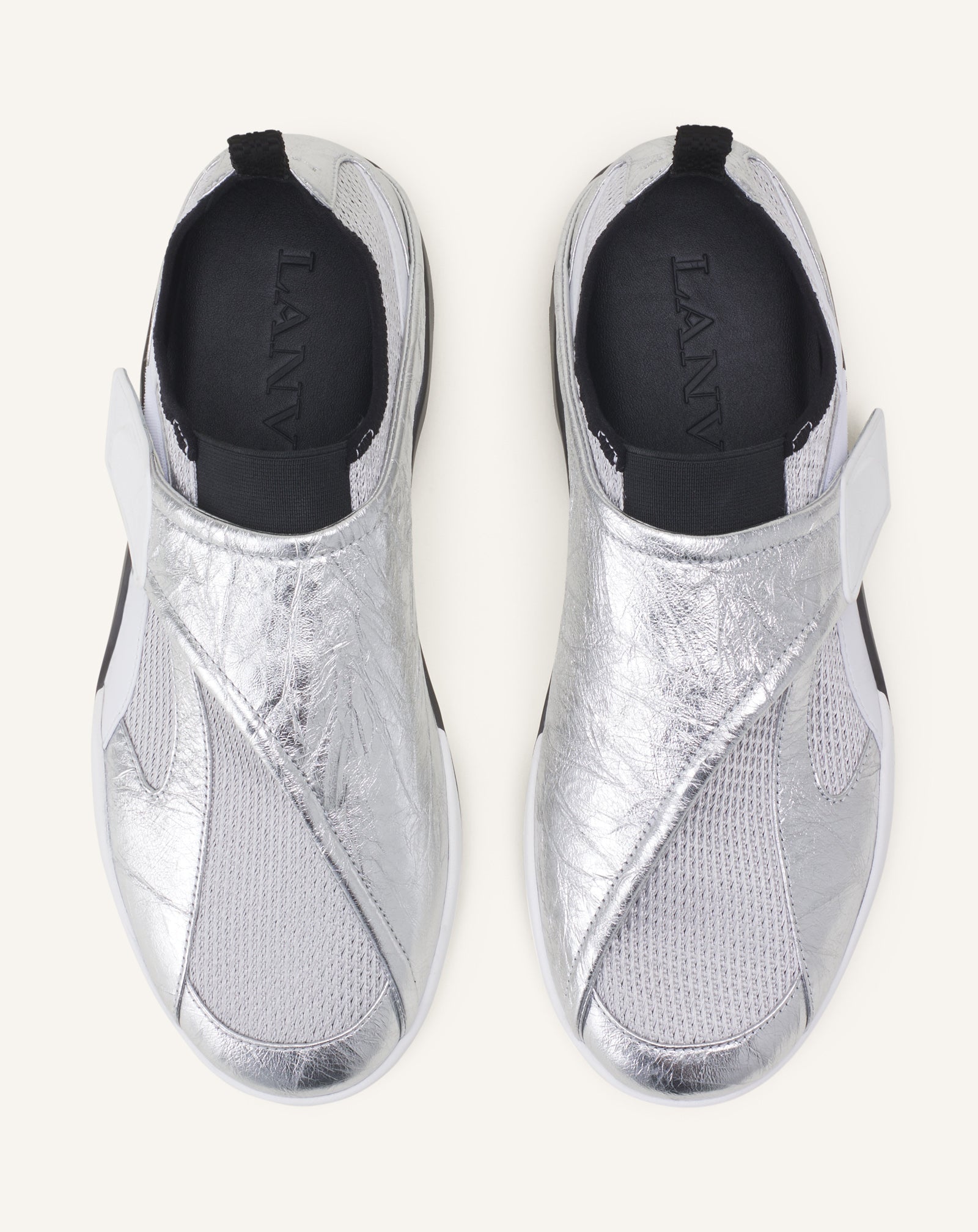 SNEAKER LNV1 EN CUIR METALLISE FROISSE