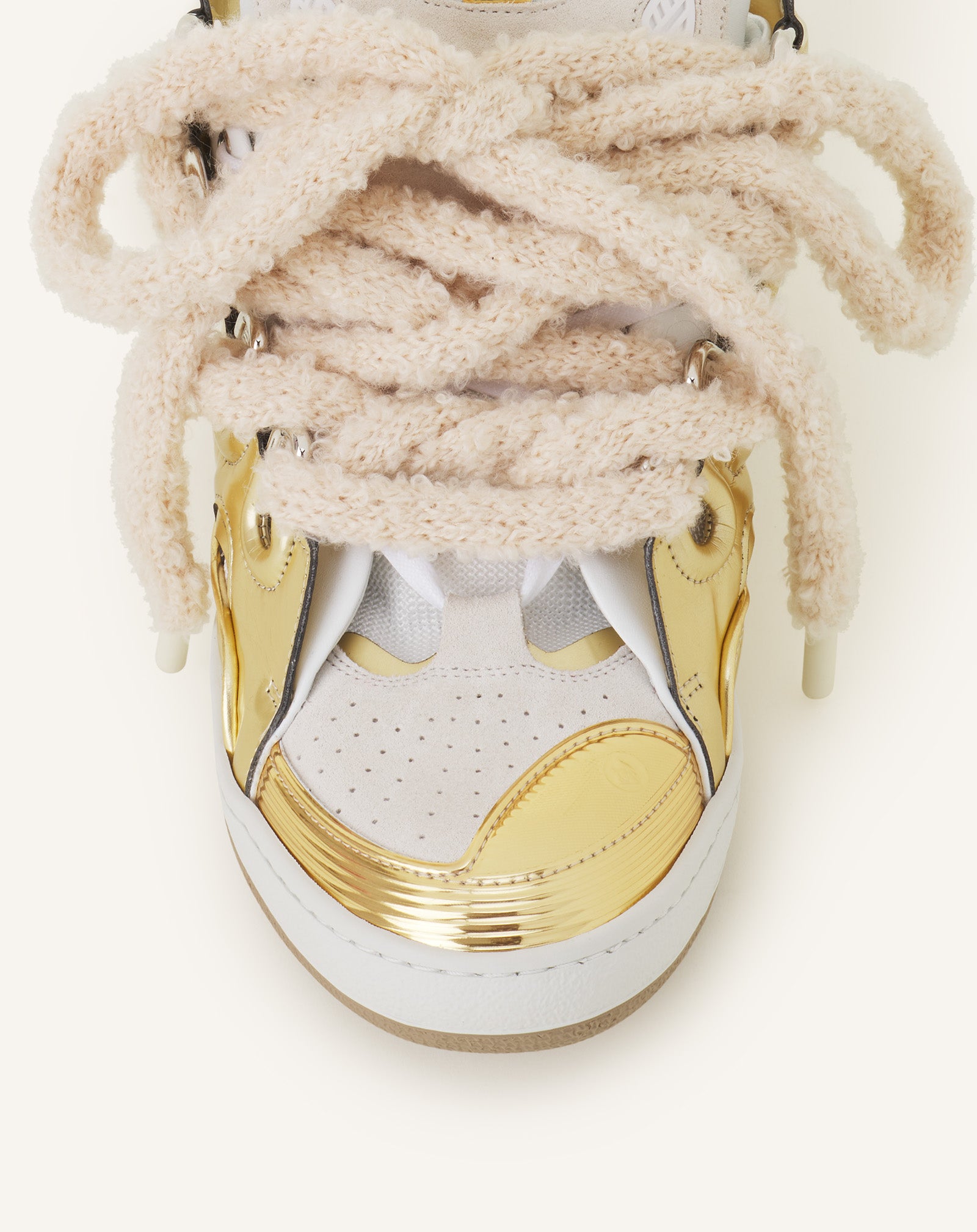 CURB SNEAKERS EN CUIR METALISÉ LACETS MAILLE