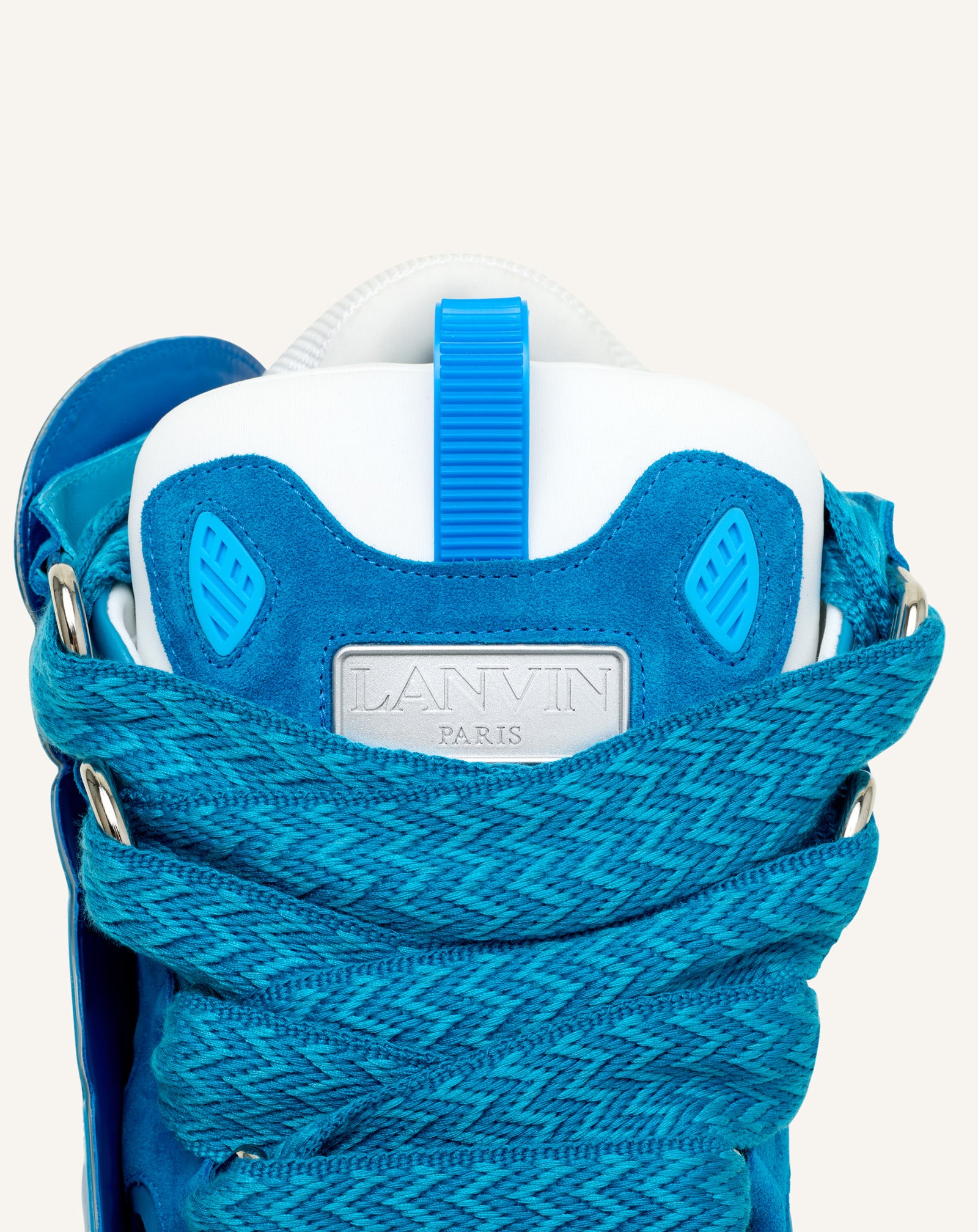 SNEAKERS URBAN CURB EN CUIR À PATCH BLEU