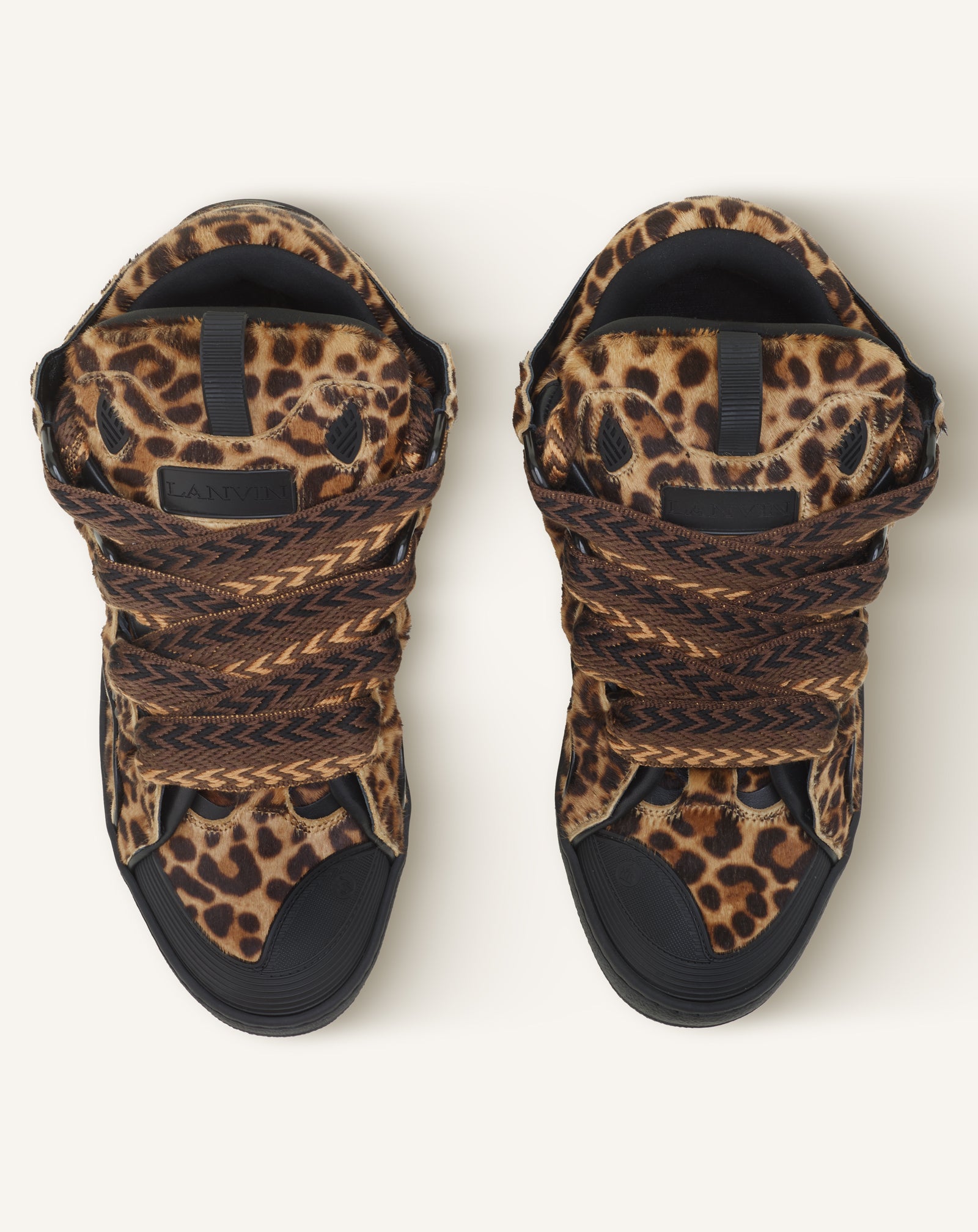 SNEAKERS CURB EN PONY