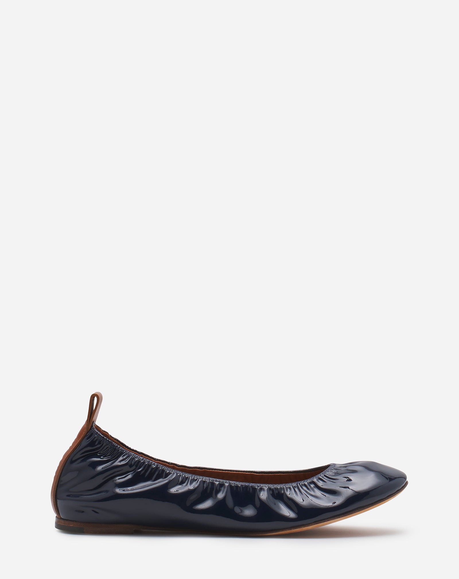 LA BALLERINE EN CUIR BRILLANT