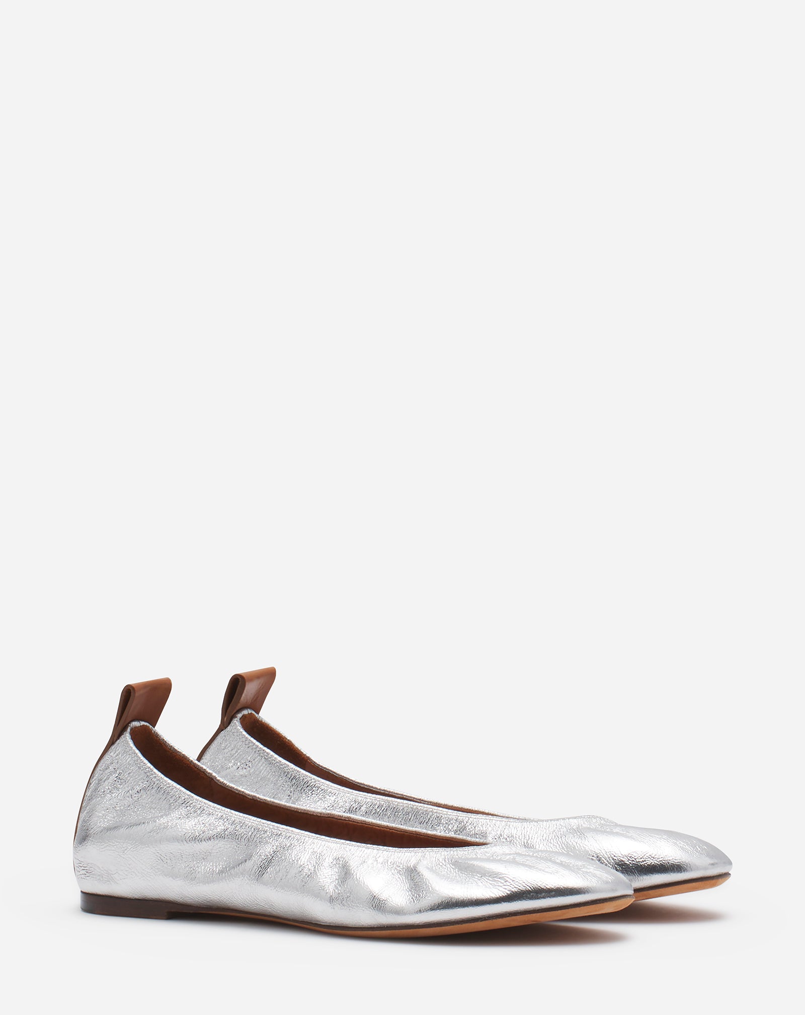 LA BALLERINE EN CUIR MÉTALLISÉ