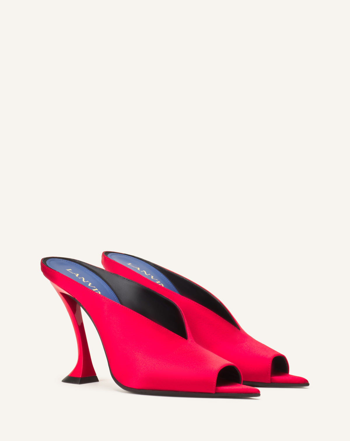 MULE MIDNIGHT STEP EN SATIN ROUGE