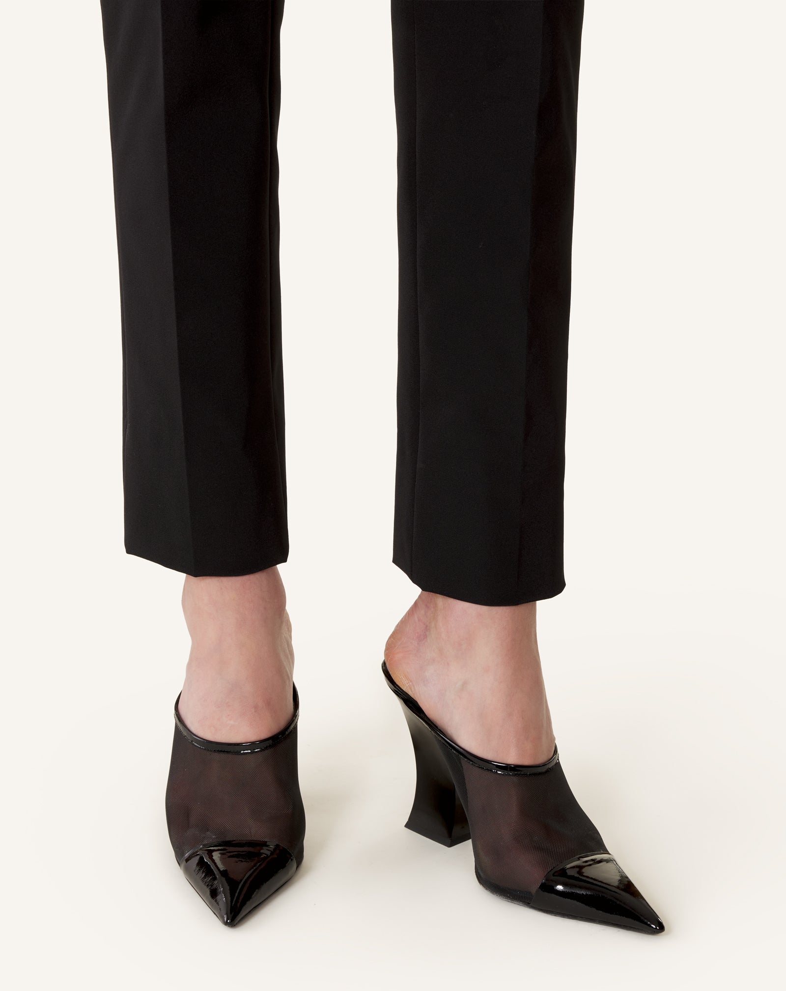 MULE NOCTURNE EN MESH ET CUIR PATENT