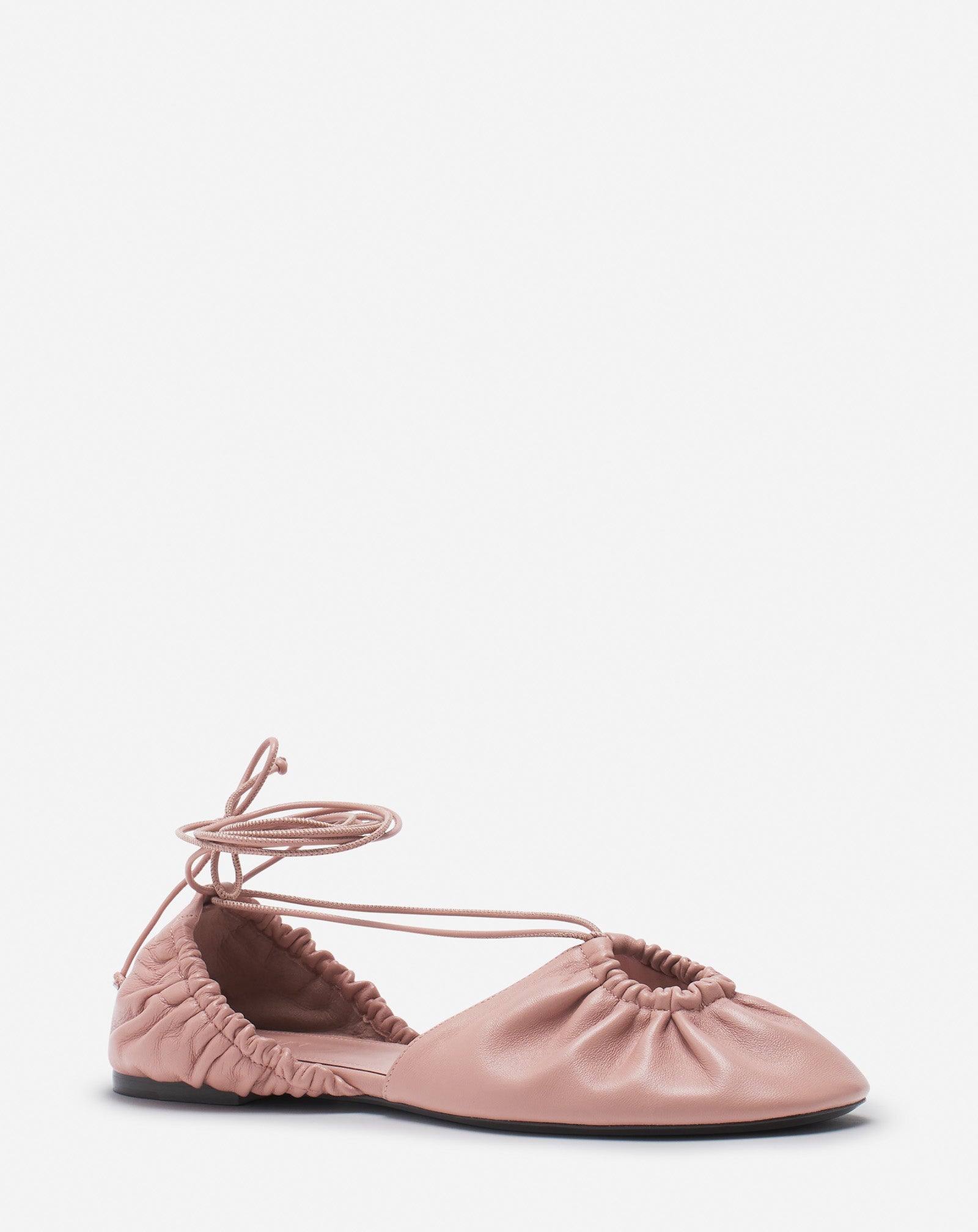 BALLERINE À LACETS MESURE EN CUIR