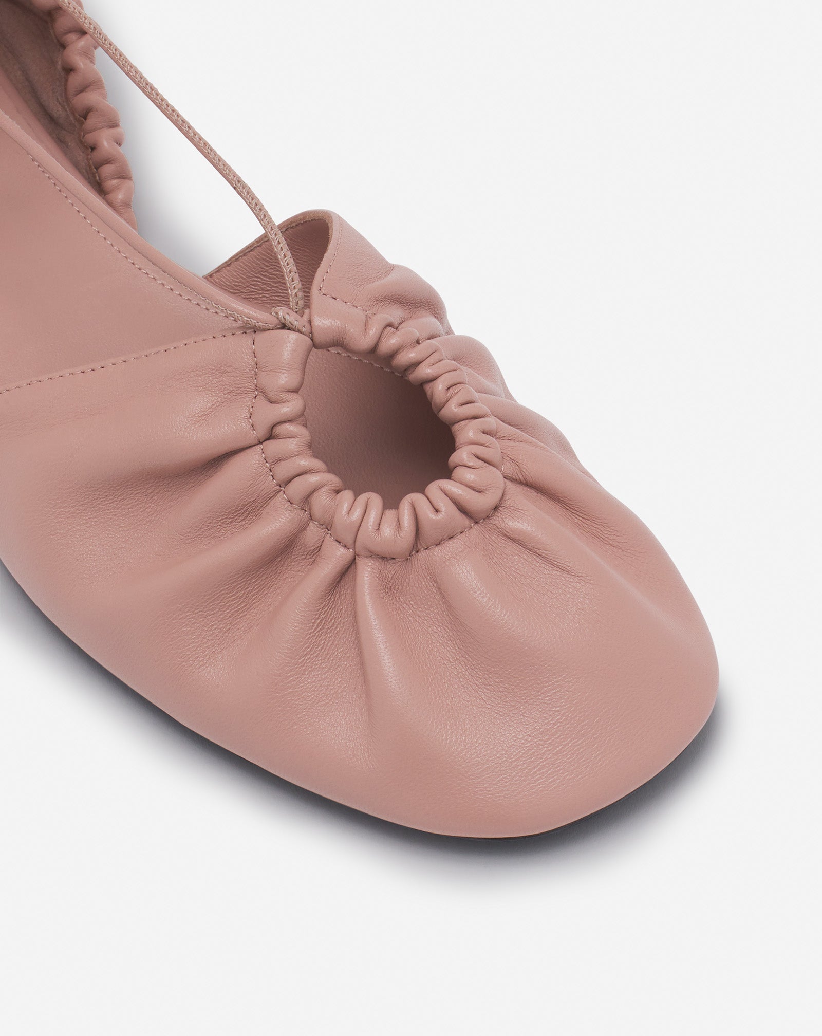 BALLERINE À LACETS MESURE EN CUIR
