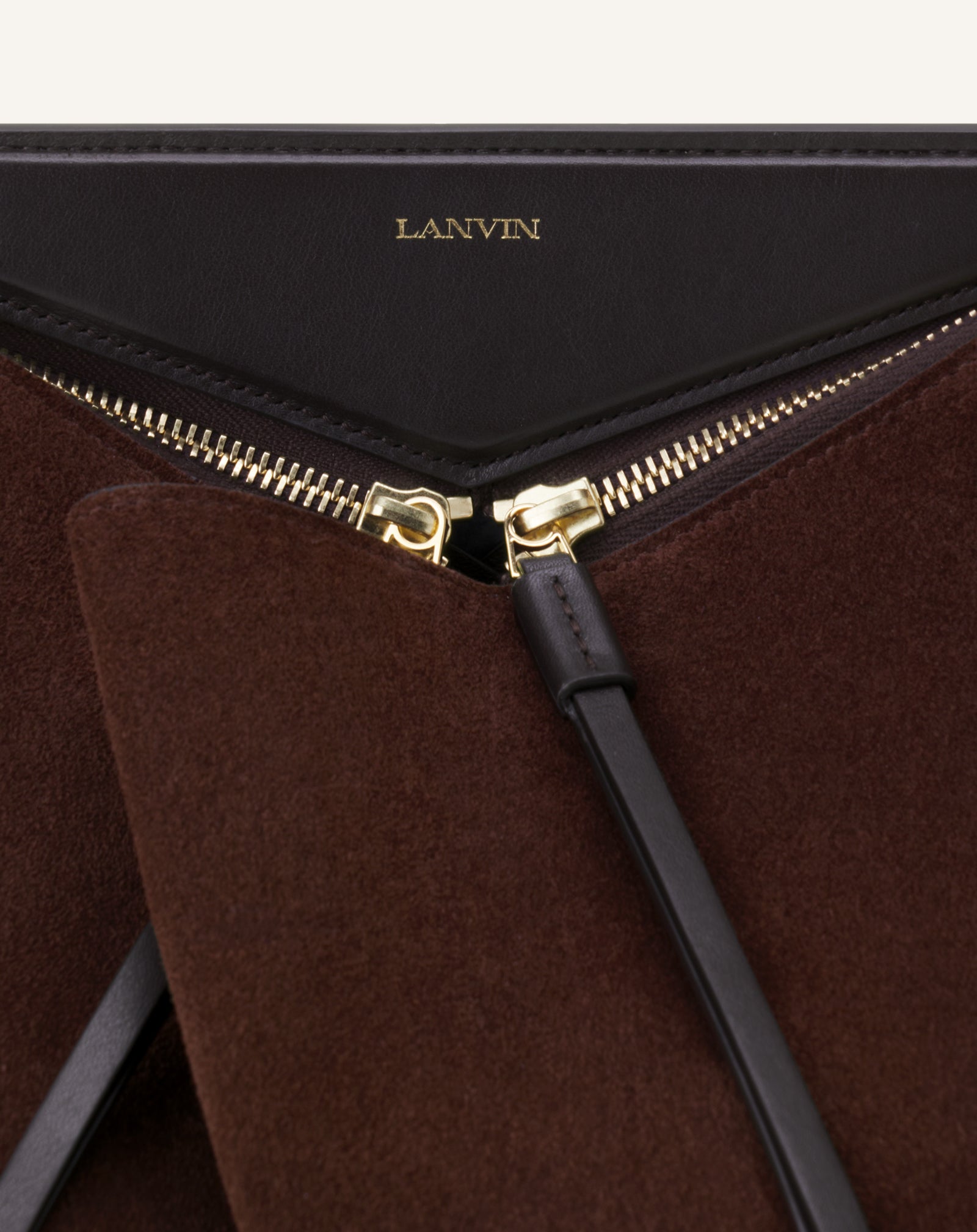 BROWN TOP HANDLE BAG IN LEATHER