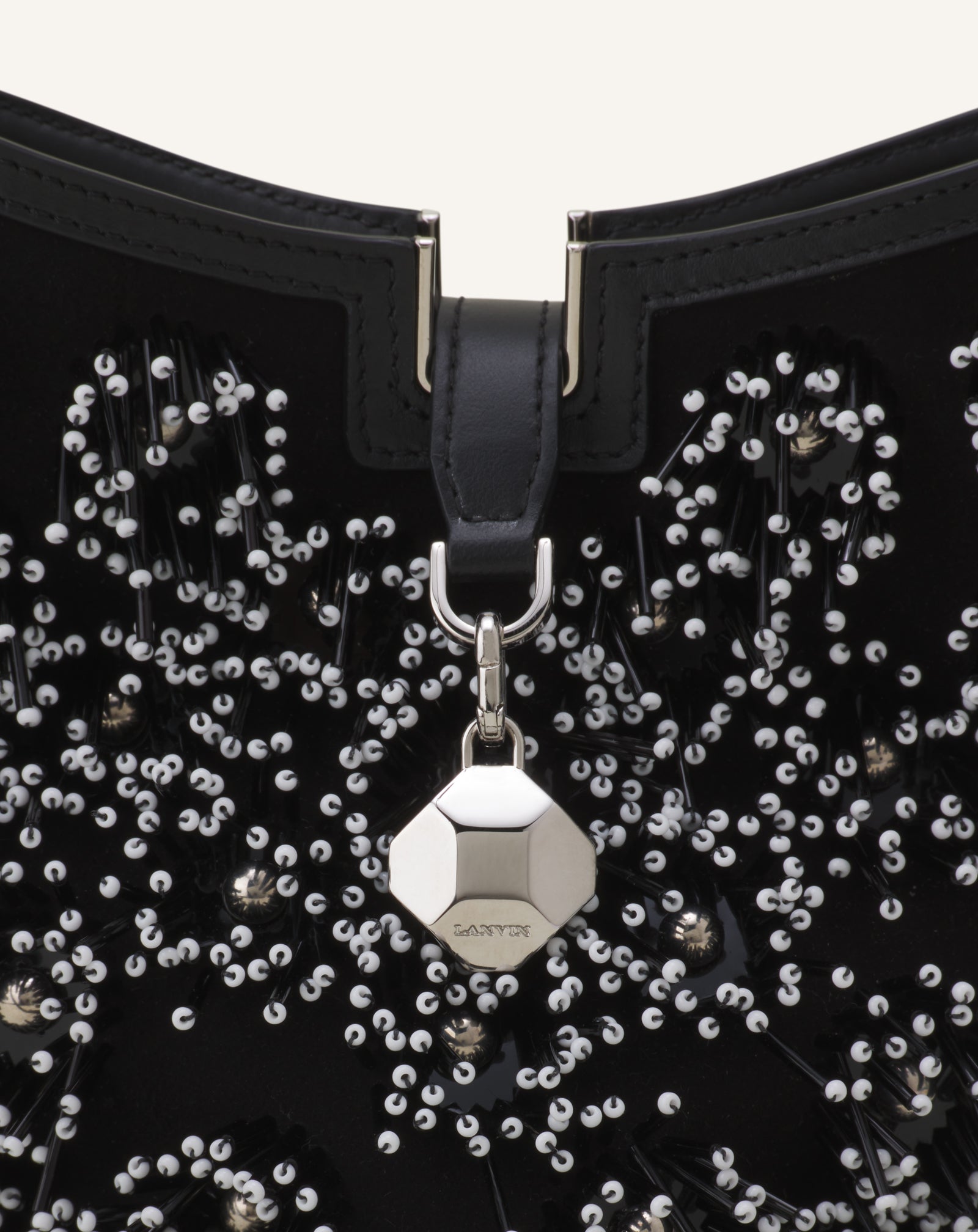 SAC SEAU CATCH BY LANVIN EN CUIR BRODÉ