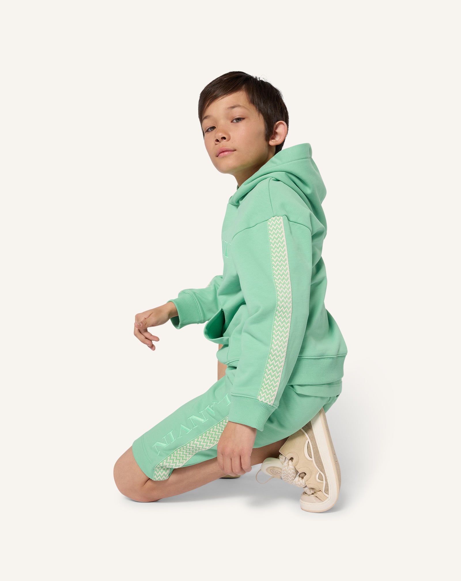 BERMUDA EN MOLLETON VERT