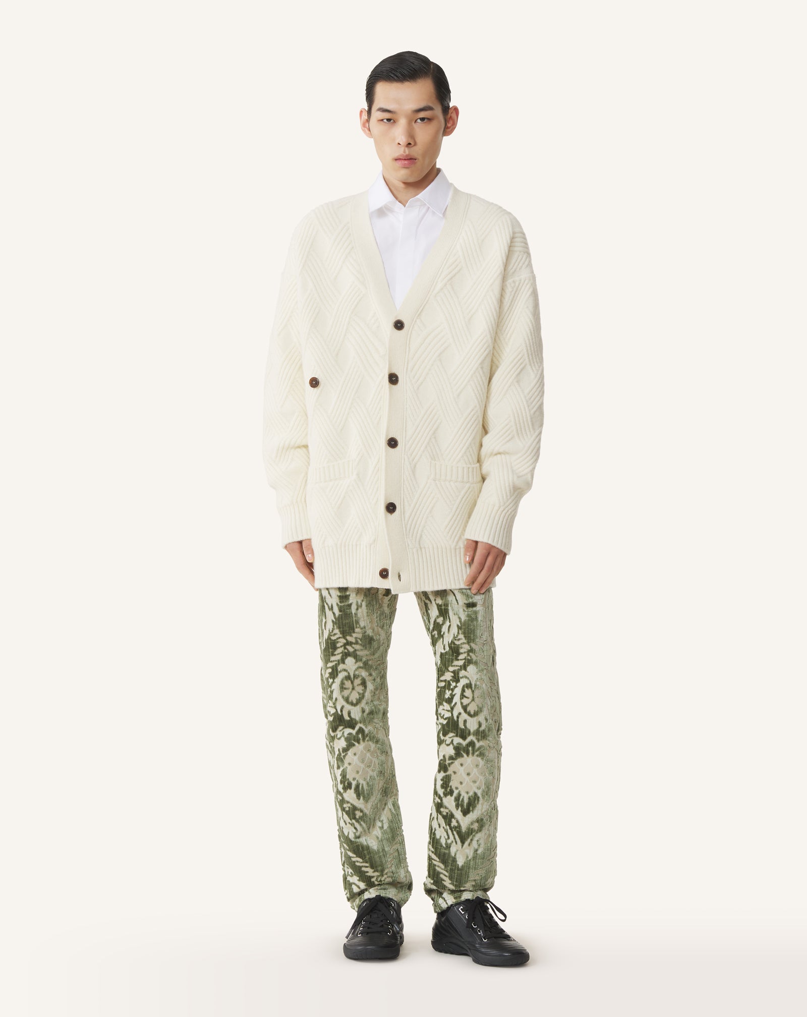 CARDIGAN AMPLE EN LAINE TORSADÉE